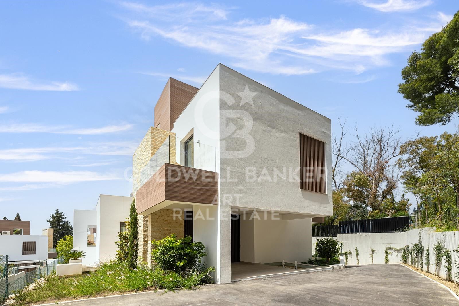 Villa de luxe moderne sur la Mille d'Or de Marbella