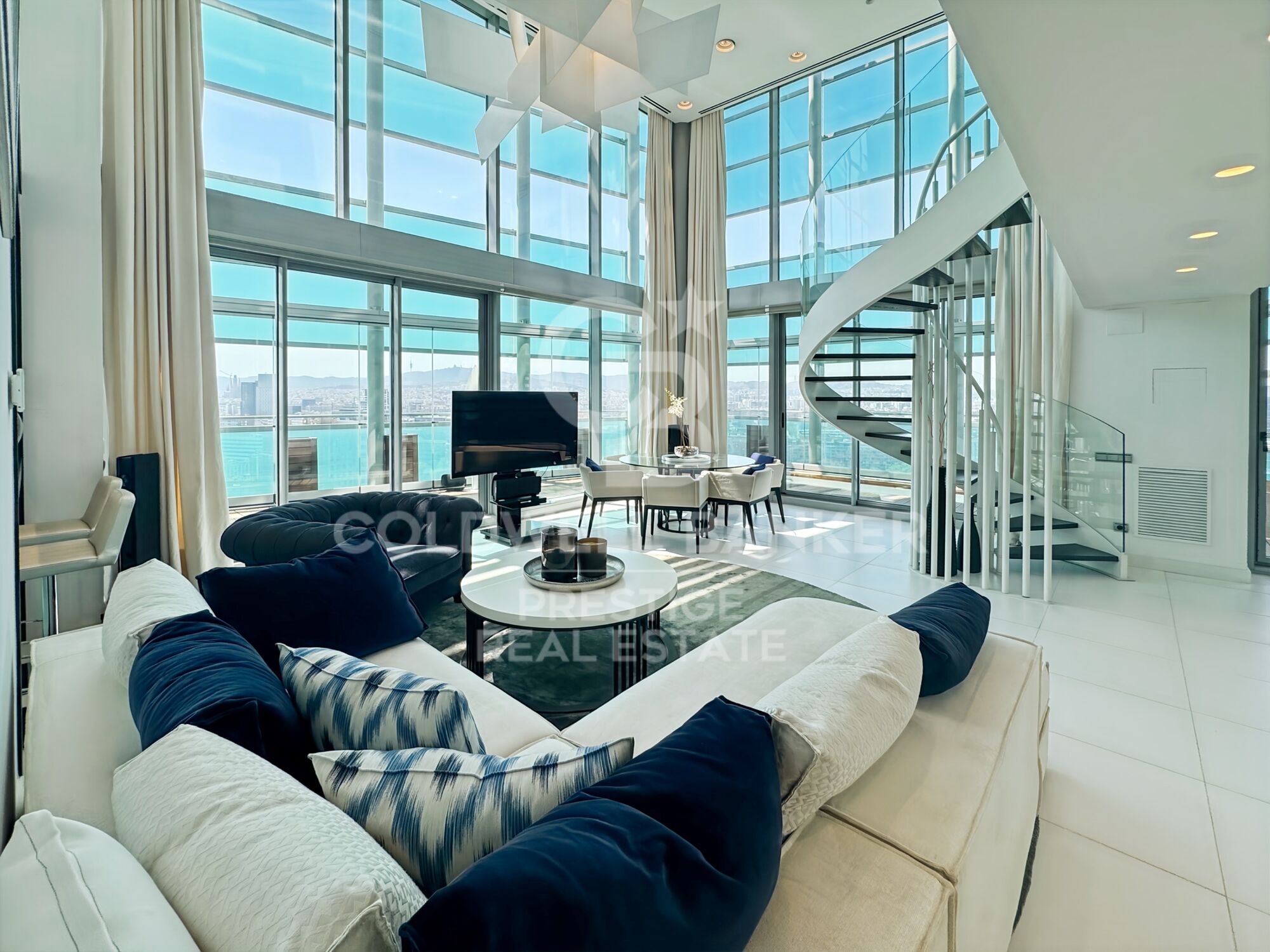 Duplex Penthouse by the Sea with Panoramic Terrace and Private Pool