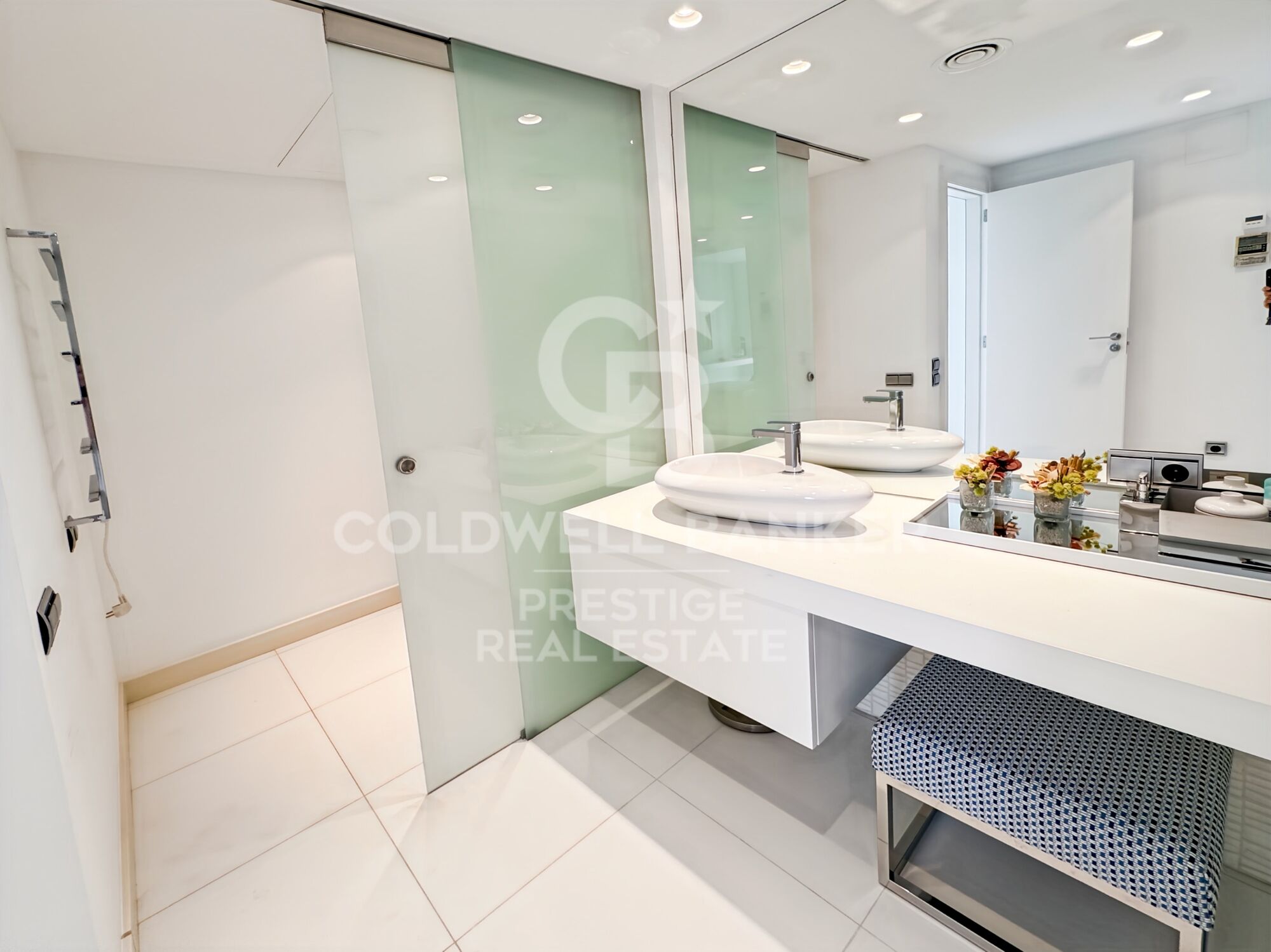 Duplex Penthouse by the Sea with Panoramic Terrace and Private Pool