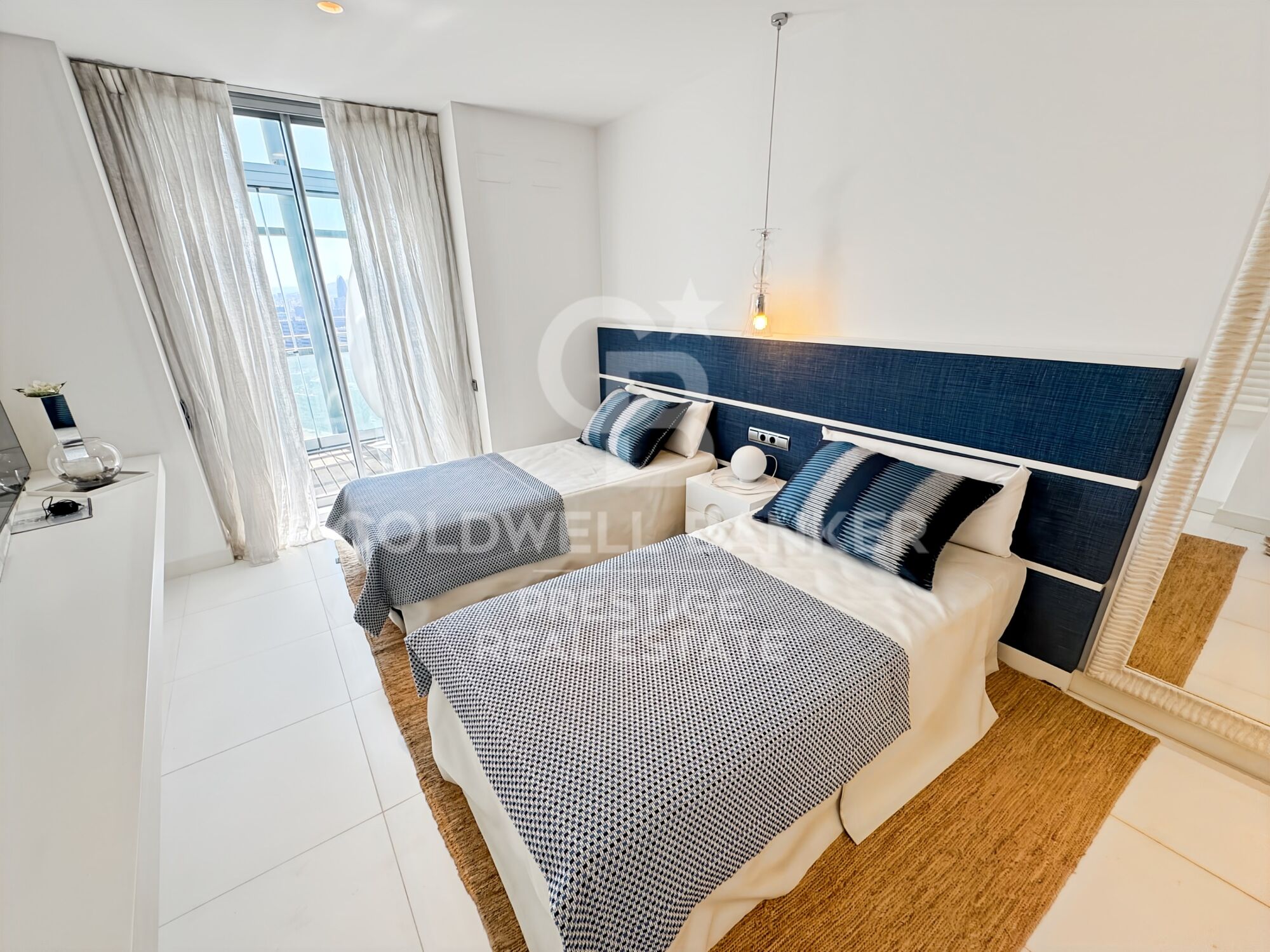 Duplex Penthouse by the Sea with Panoramic Terrace and Private Pool