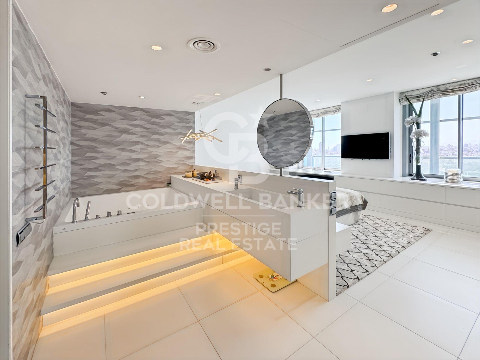 Duplex Penthouse by the Sea with Panoramic Terrace and Private Pool