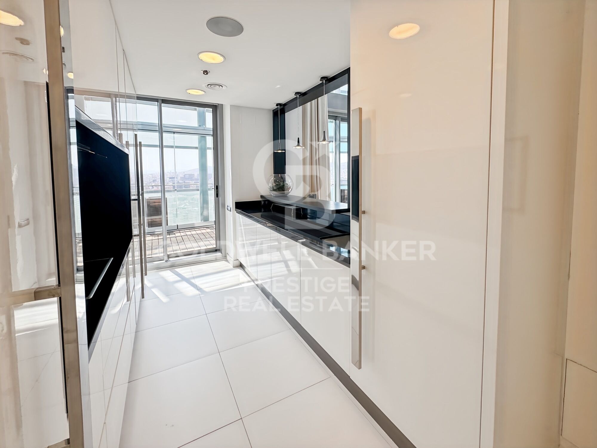 Duplex Penthouse by the Sea with Panoramic Terrace and Private Pool