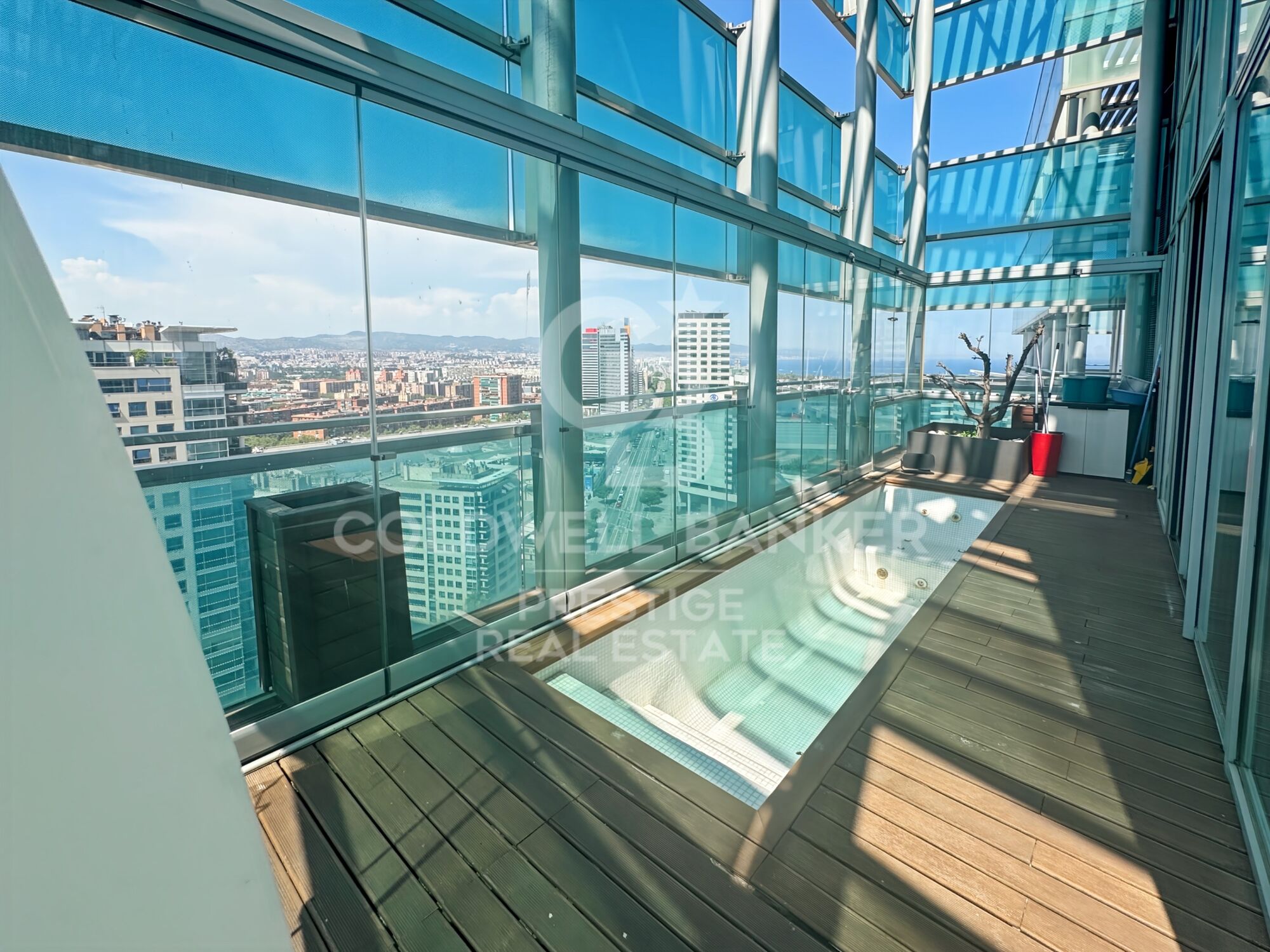 Duplex Penthouse by the Sea with Panoramic Terrace and Private Pool