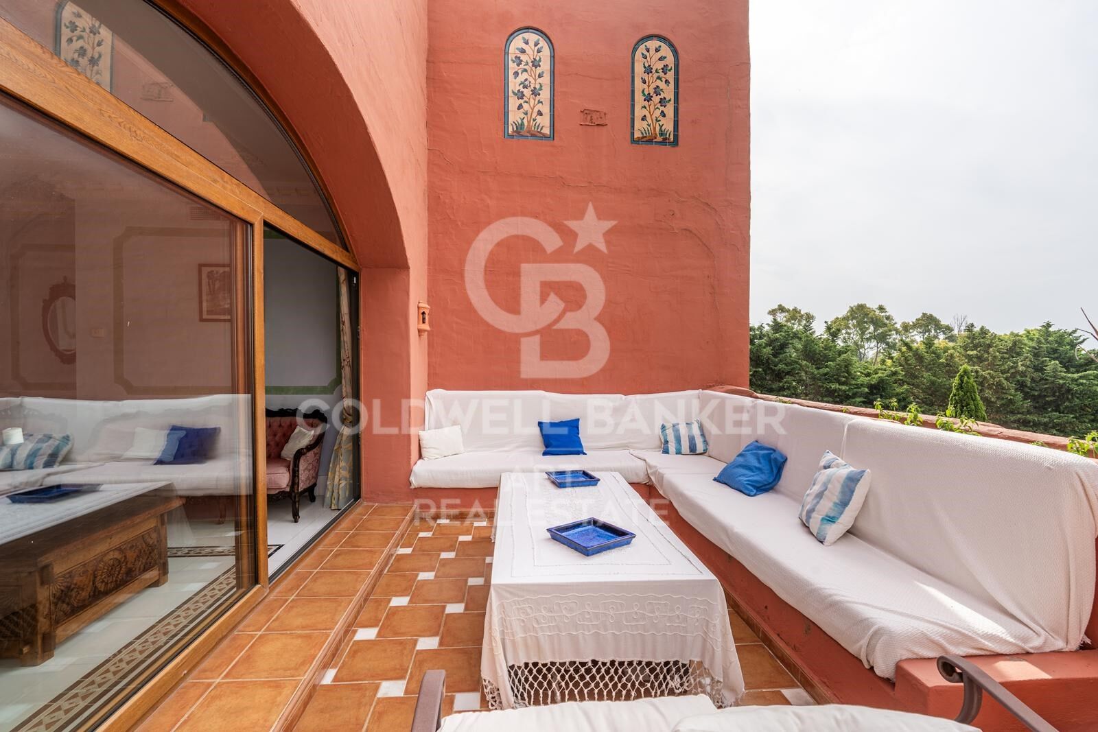 Elegant duplex penthouse with rooftop pool in Guadalmina Baja, Marbella