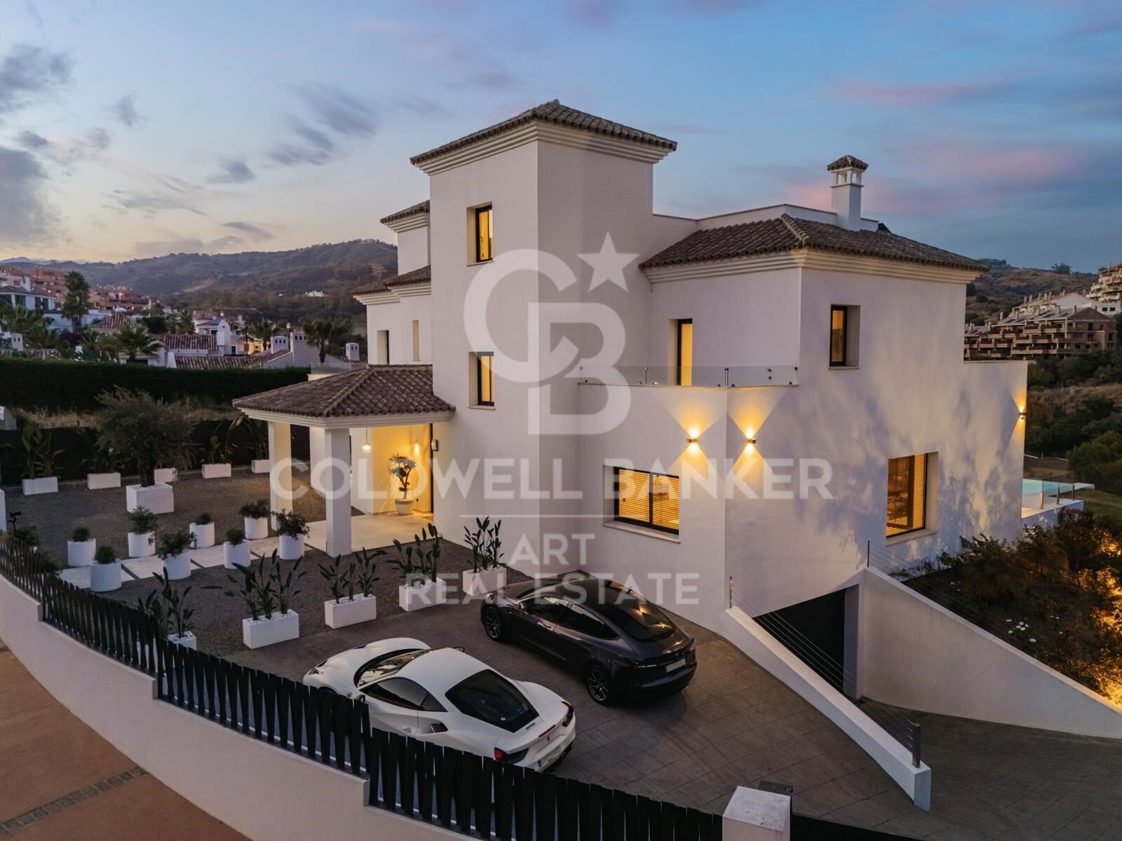 Contemporary grontline golf villa in Elviria's Santa Maria Golf, Marbella