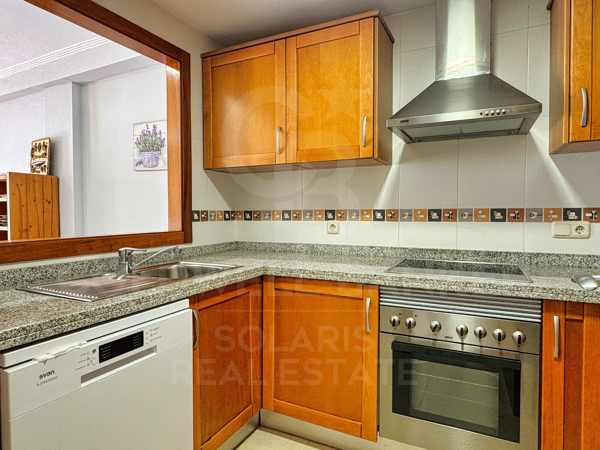 Bright Duplex Penthouse with Large Terraces and Open Views in Montañar I