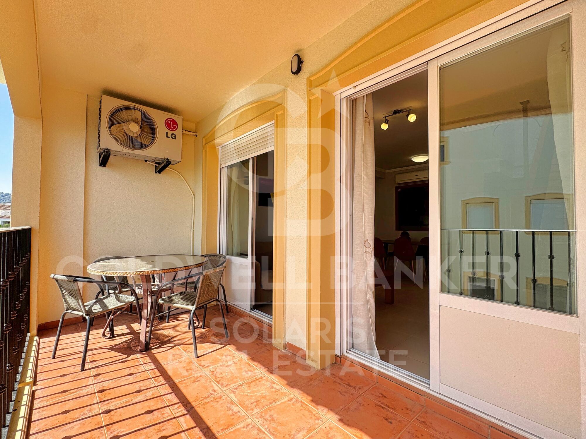 Bright Duplex Penthouse with Large Terraces and Open Views in Montañar I