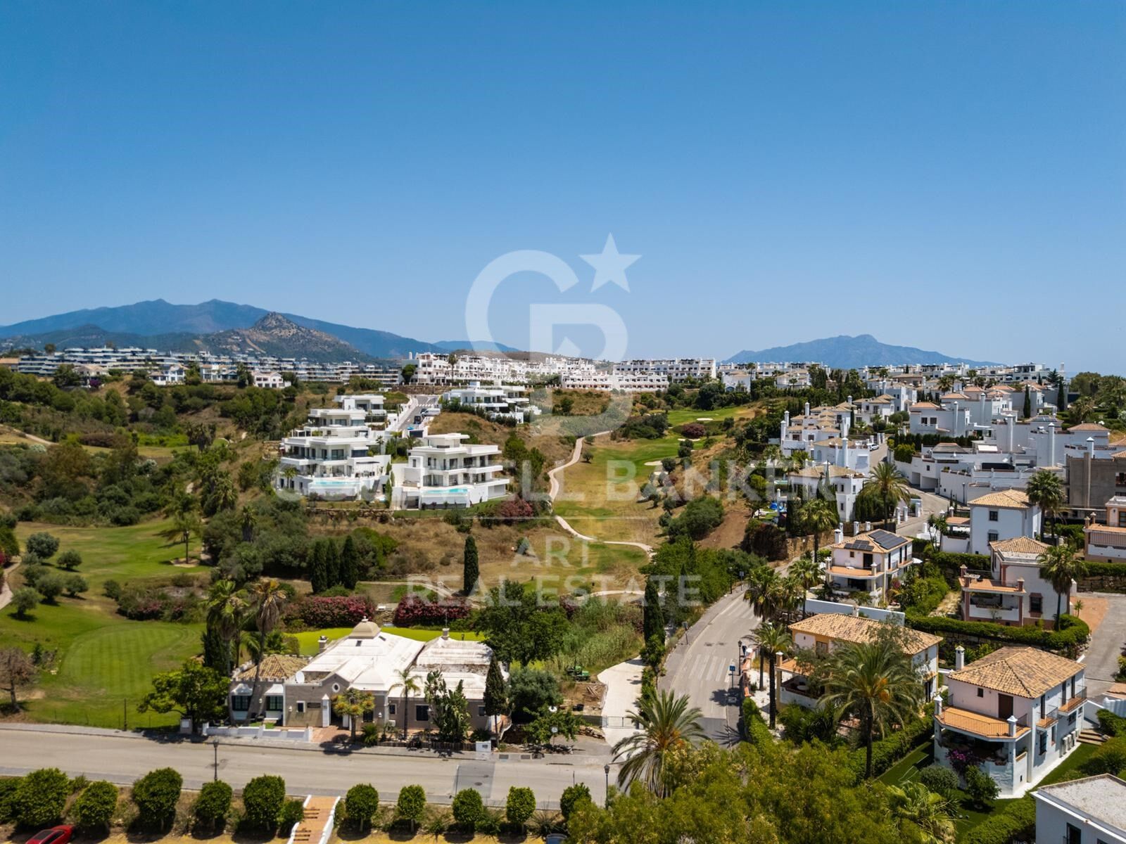 Elegant designer villa with sea & golf views in La Resina Golf, Estepona