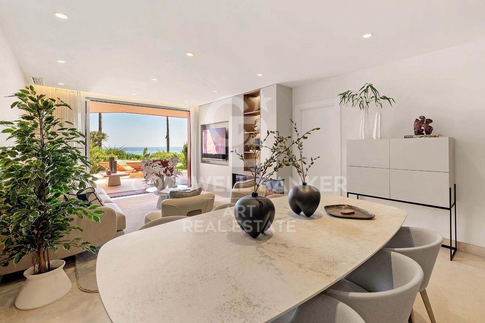 Impresionante apartamento frente al mar con vistas espectaculares en la Nueva Milla de Oro, Estepona