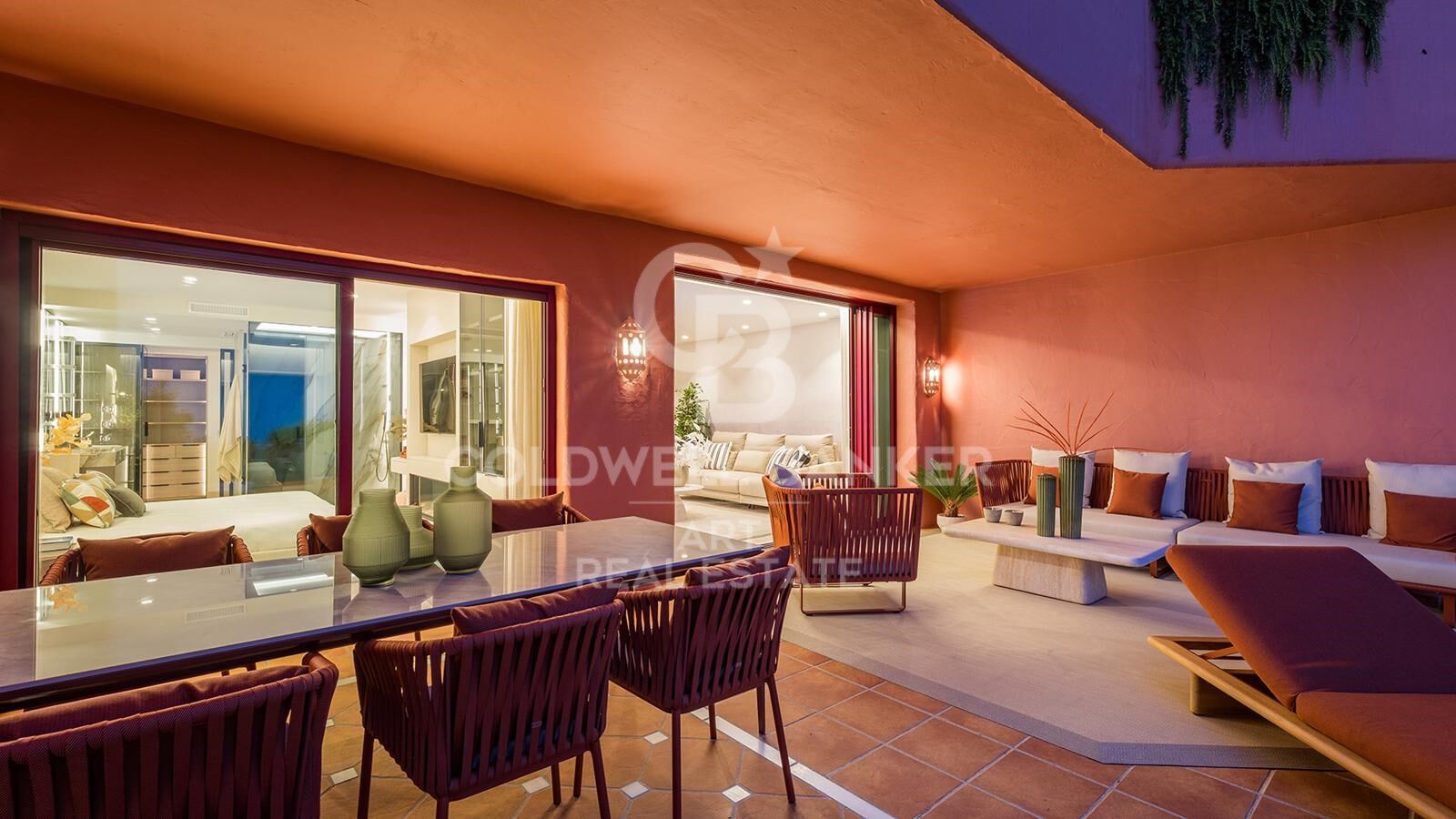Impresionante apartamento frente al mar con vistas espectaculares en la Nueva Milla de Oro, Estepona