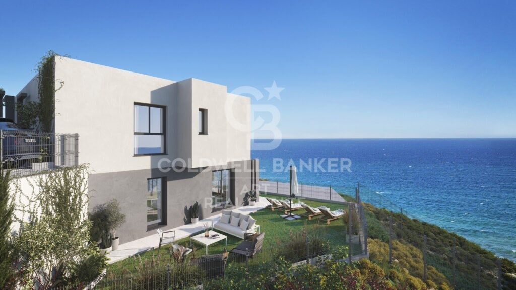 Exclusive 3-bedroom detached homes in Castillo de Lagos, Vélez-Málaga