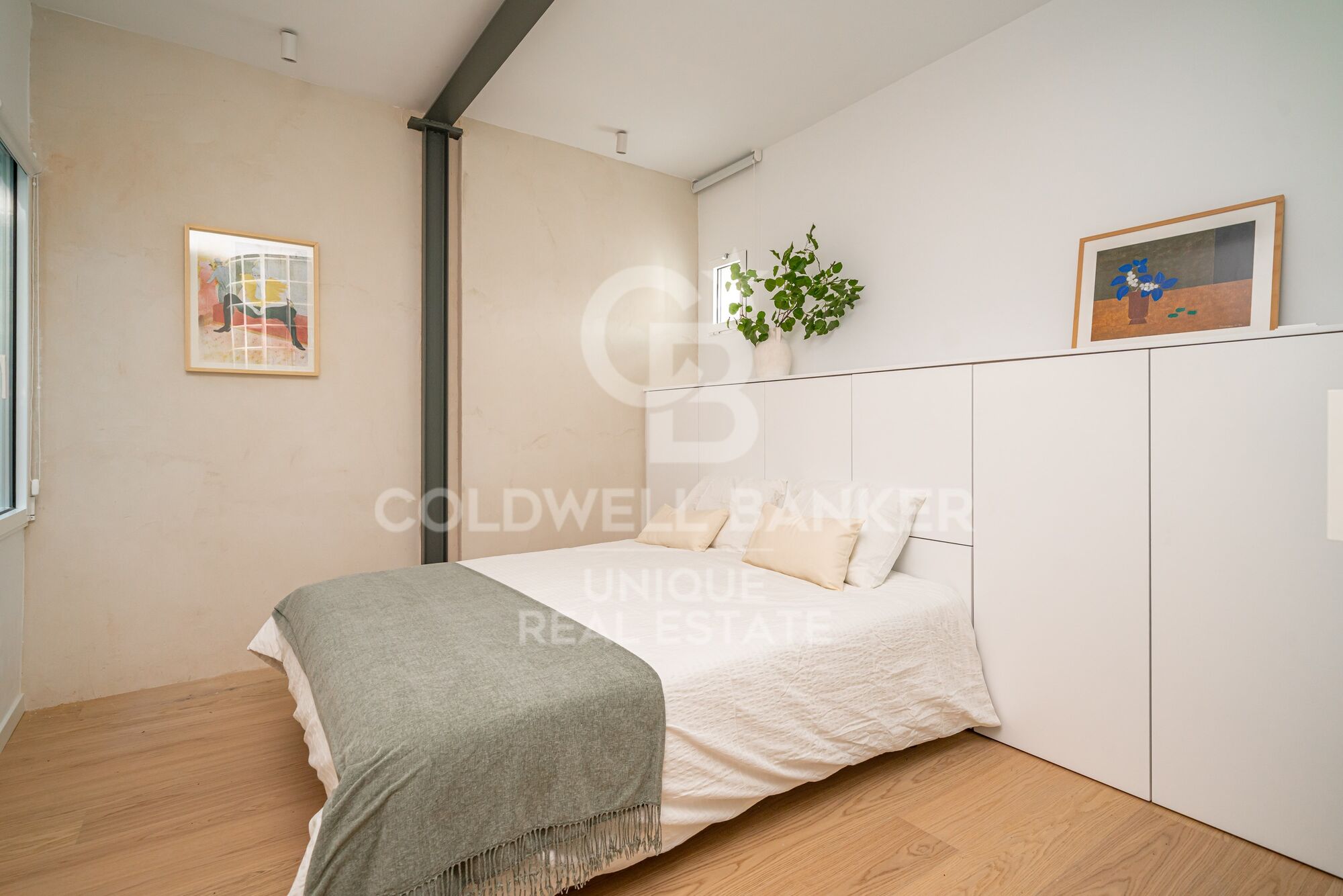 Appartement rénové avec 3 chambres et 2 balcons à La Latina, Madrid