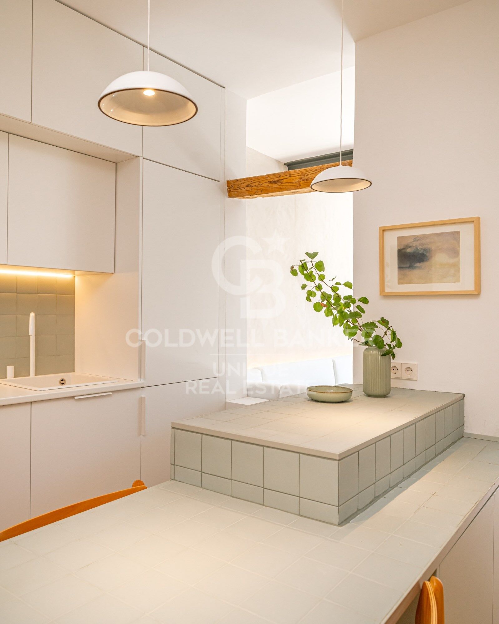 Renovated flat with 3 bedrooms and 2 balconies in La Latina, Madrid