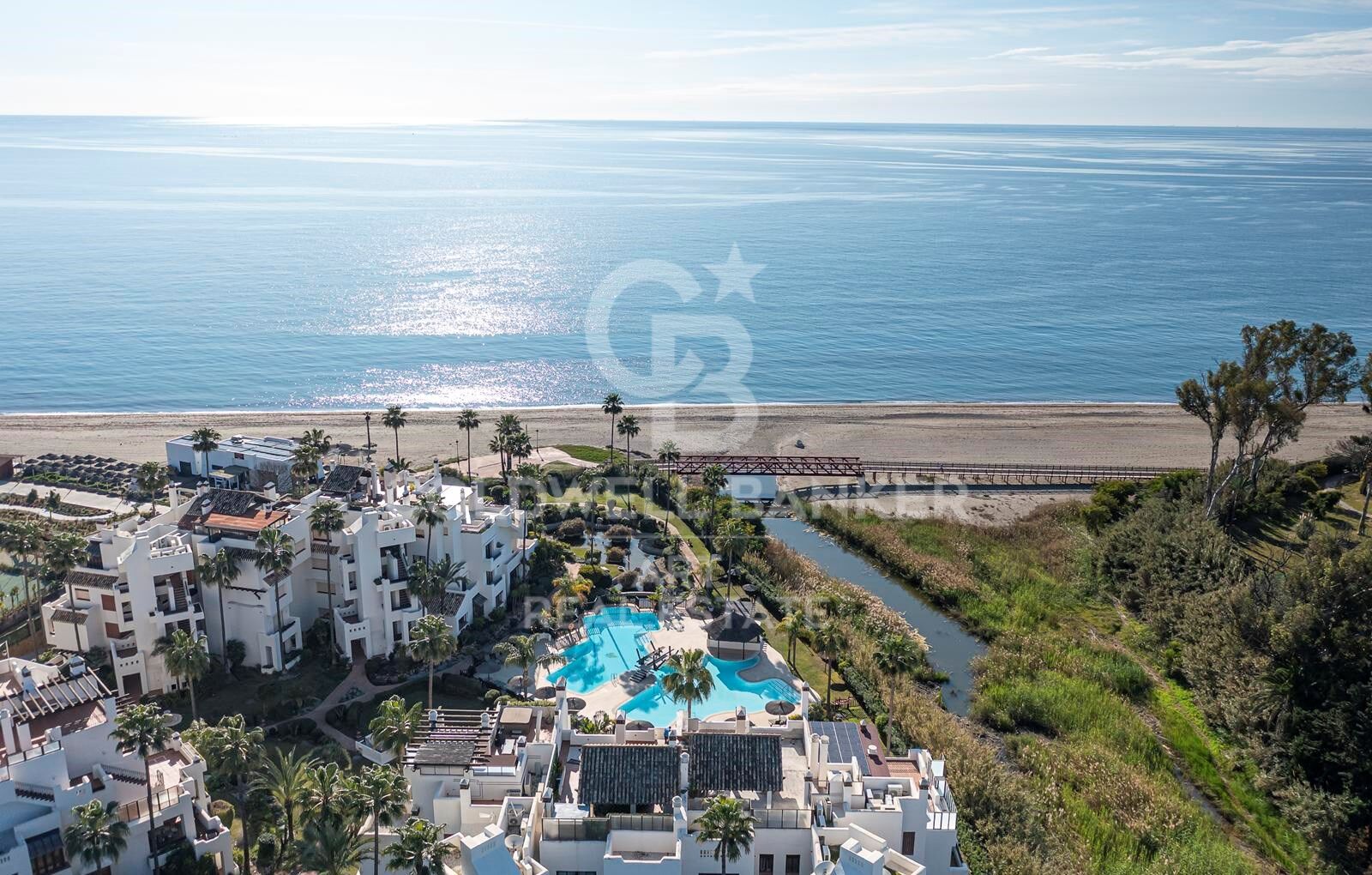Penthouse élégant à Bahía del Velerín, New Golden Mile, Estepona, Costa del Sol