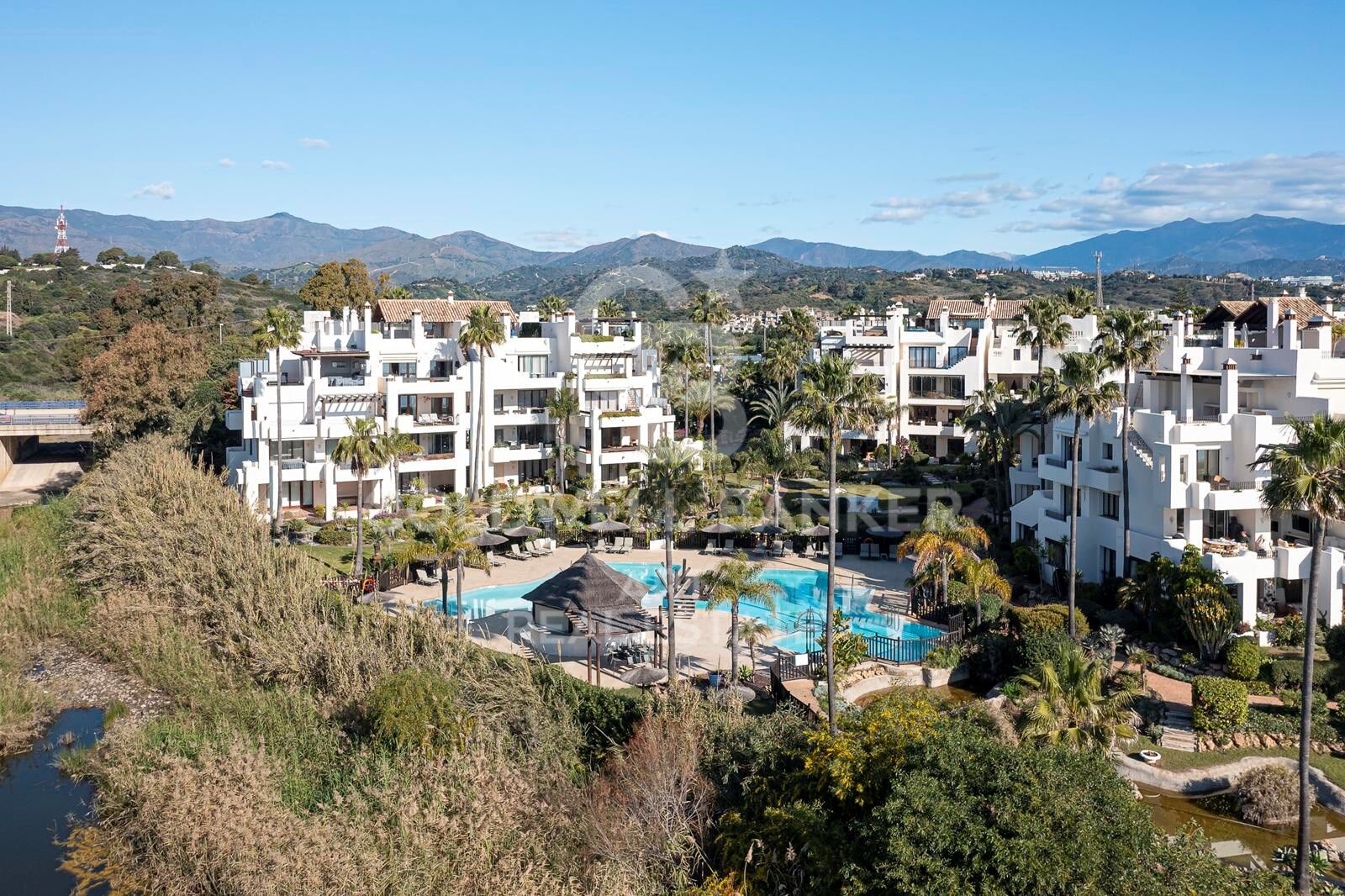 Elegantes Penthouse in Bahía del Velerín, New Golden Mile, Estepona, Costa del Sol
