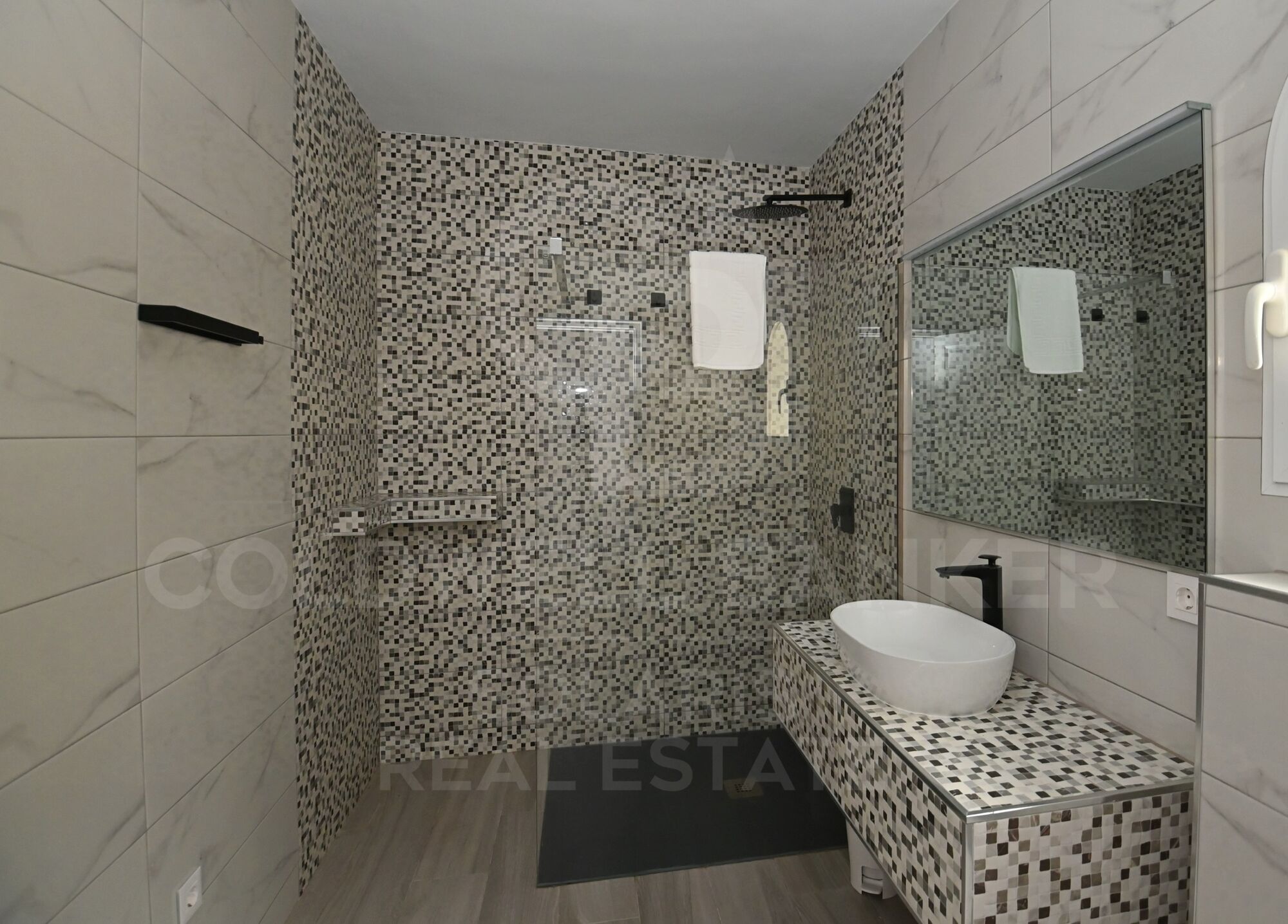 Villa with sea views in Moraira - Pueblo Alcázar