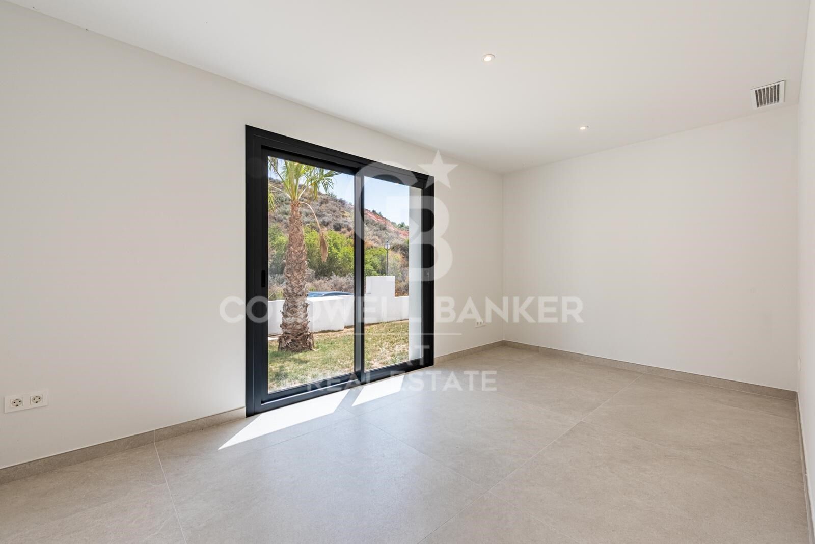 Neubau-Luxusvilla mit Panoramablick in La Cala Golf, Mijas, Costa del Sol