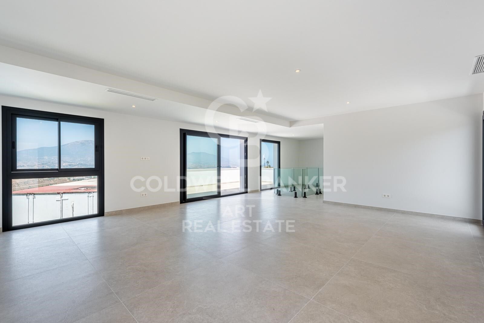 Neubau-Luxusvilla mit Panoramablick in La Cala Golf, Mijas, Costa del Sol