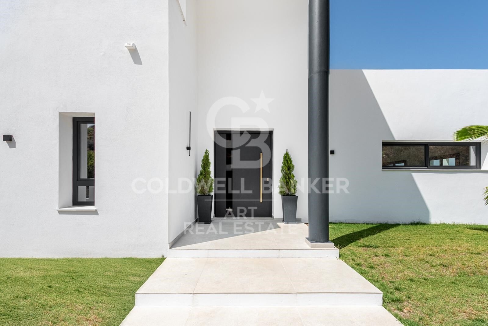 Villa de lujo de nueva construcción con vistas panorámicas en La Cala Golf, Mijas, Costa del Sol