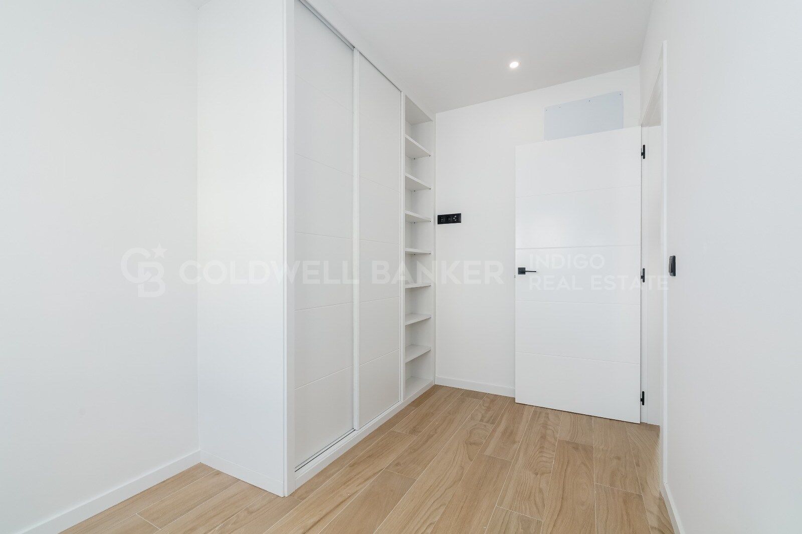 Magnifique villa avec piscine privée, jardin et à côté de la plage