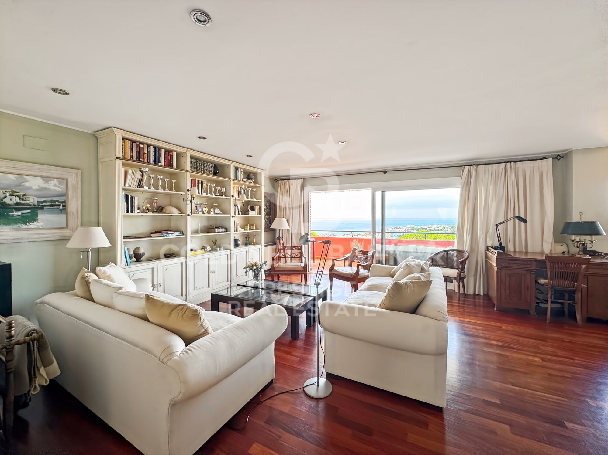 Piso exclusivo en Caldes d'Estrac con vistas al mar y piscina