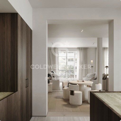 Magnificent flat to be renovated in the best area of Castellana, in Madrid