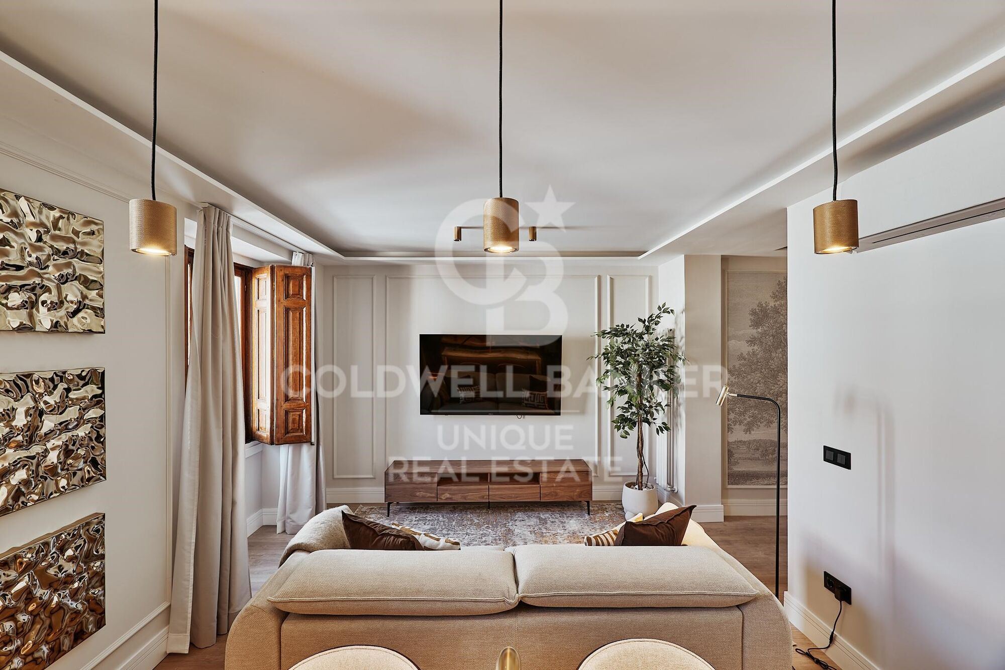 Brand new exterior flat in Malasaña, Madrid
