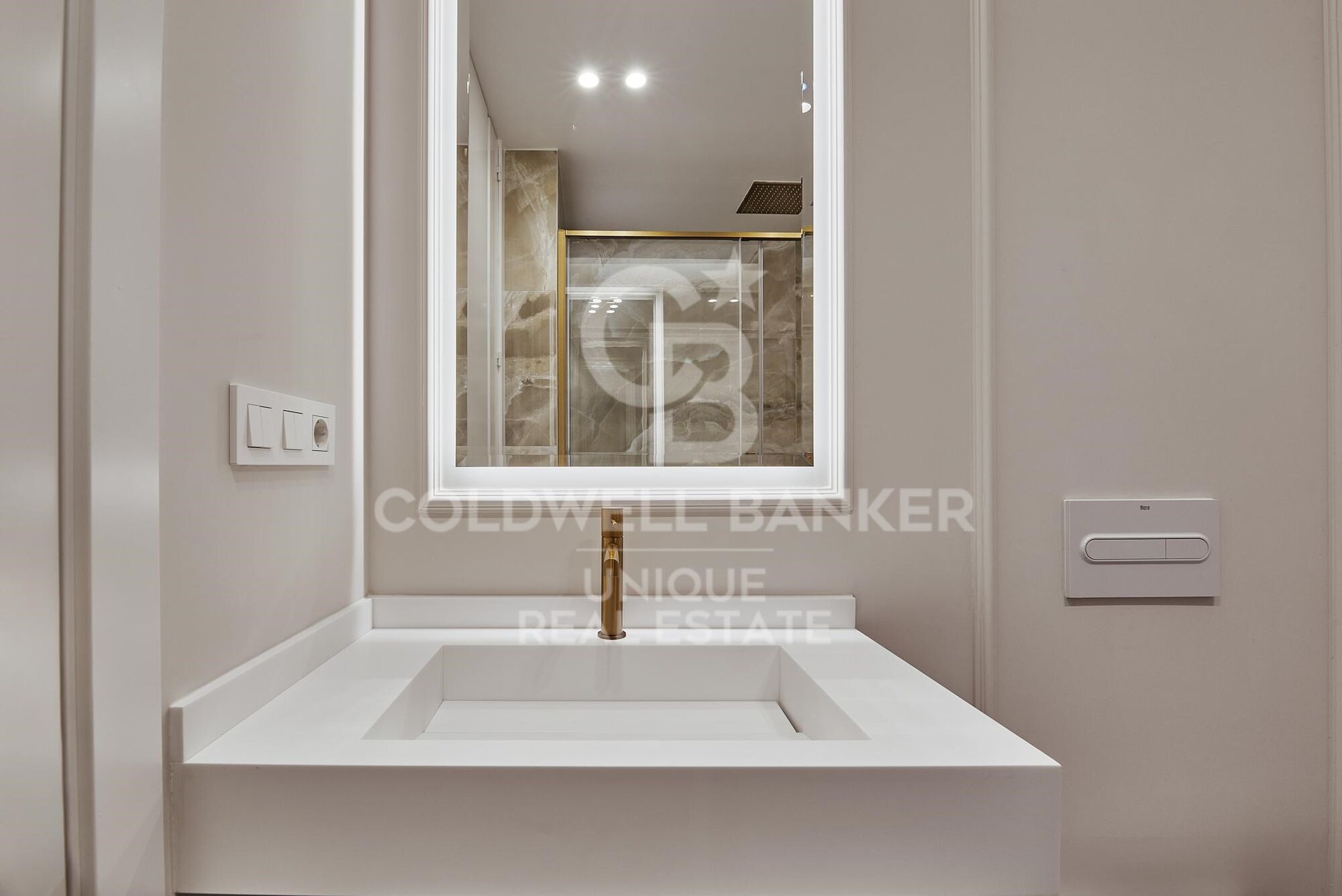 Flat 3 Bedrooms Sale Madrid