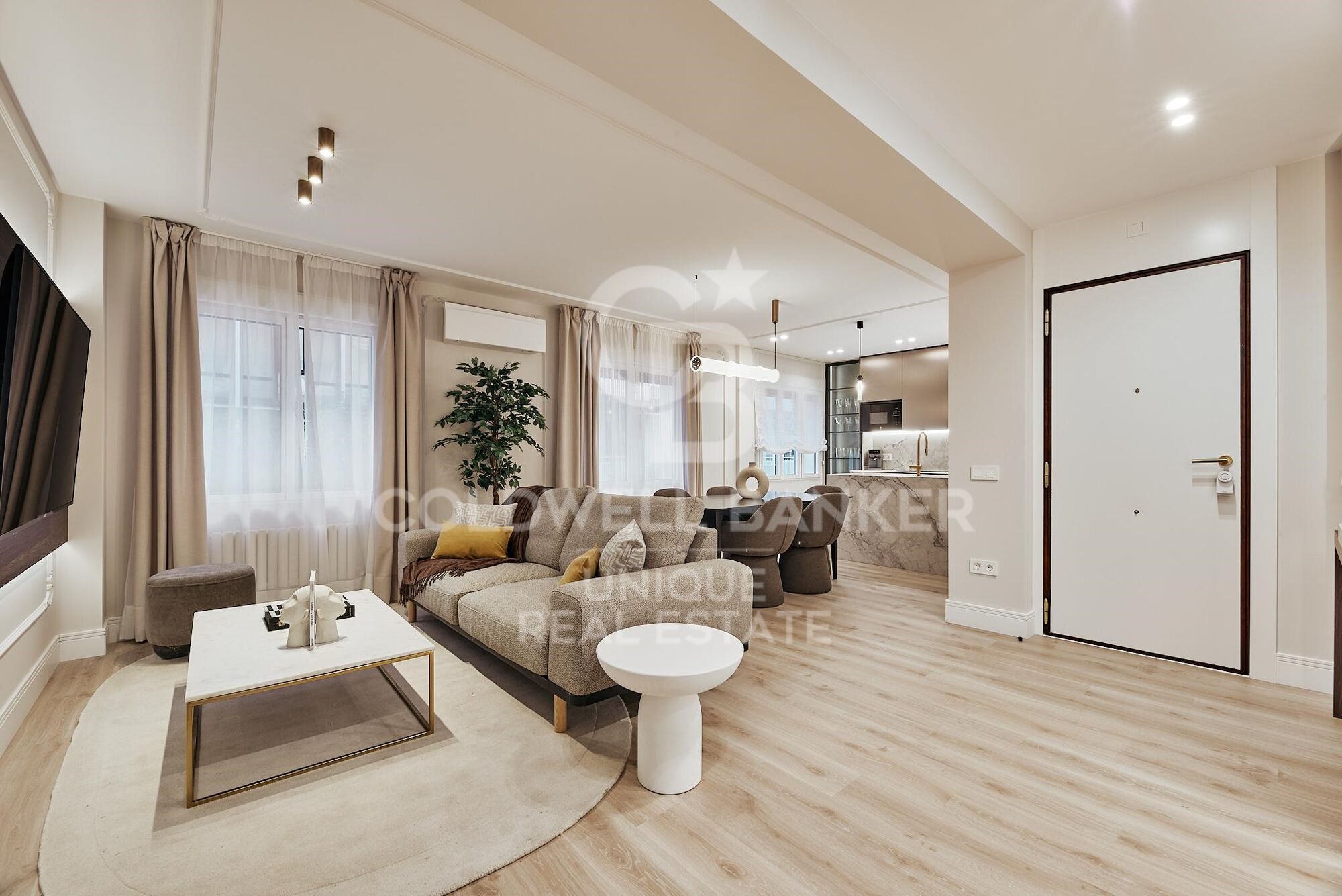 Flat 3 Bedrooms Sale Madrid