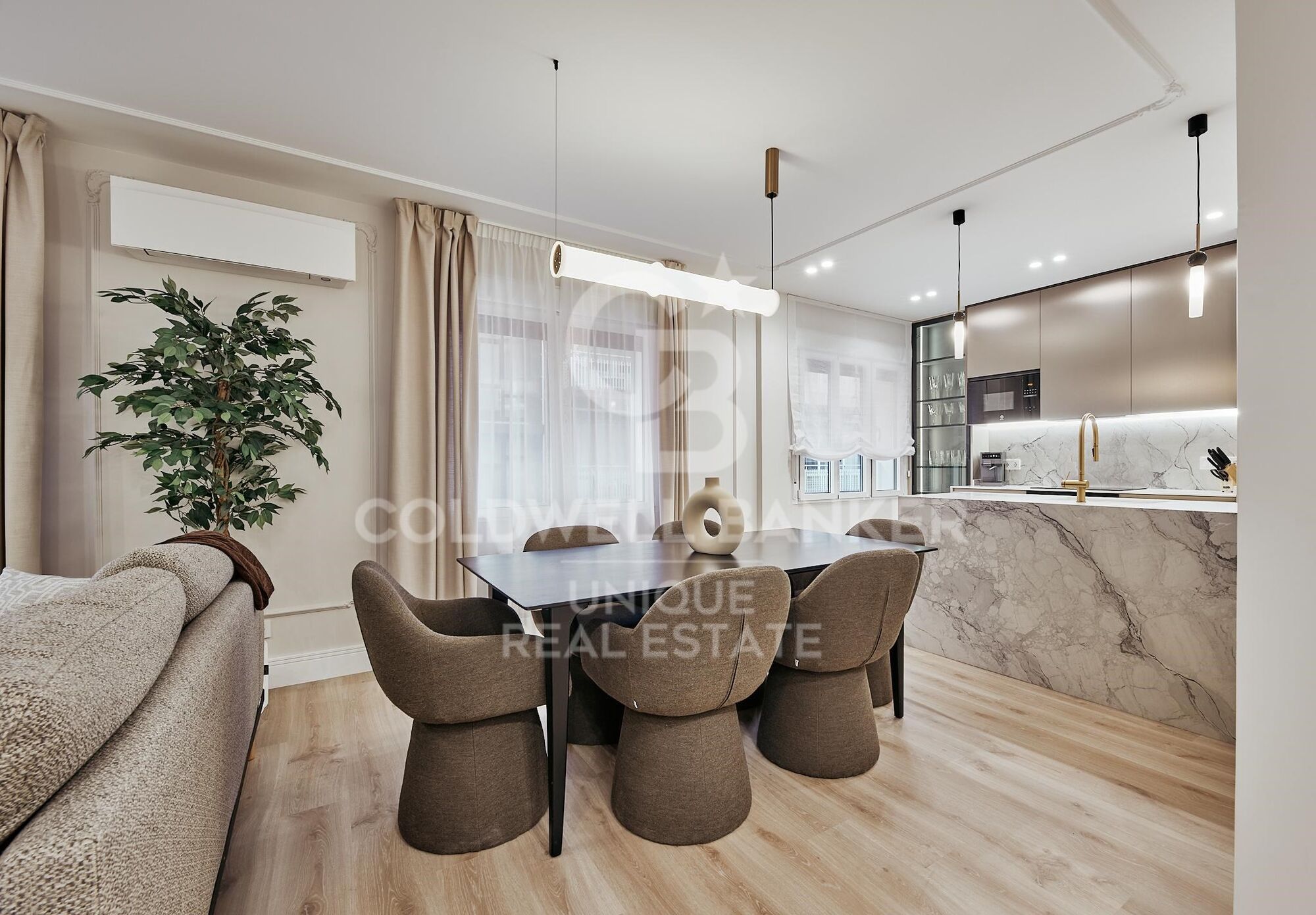 Flat 3 Bedrooms Sale Madrid