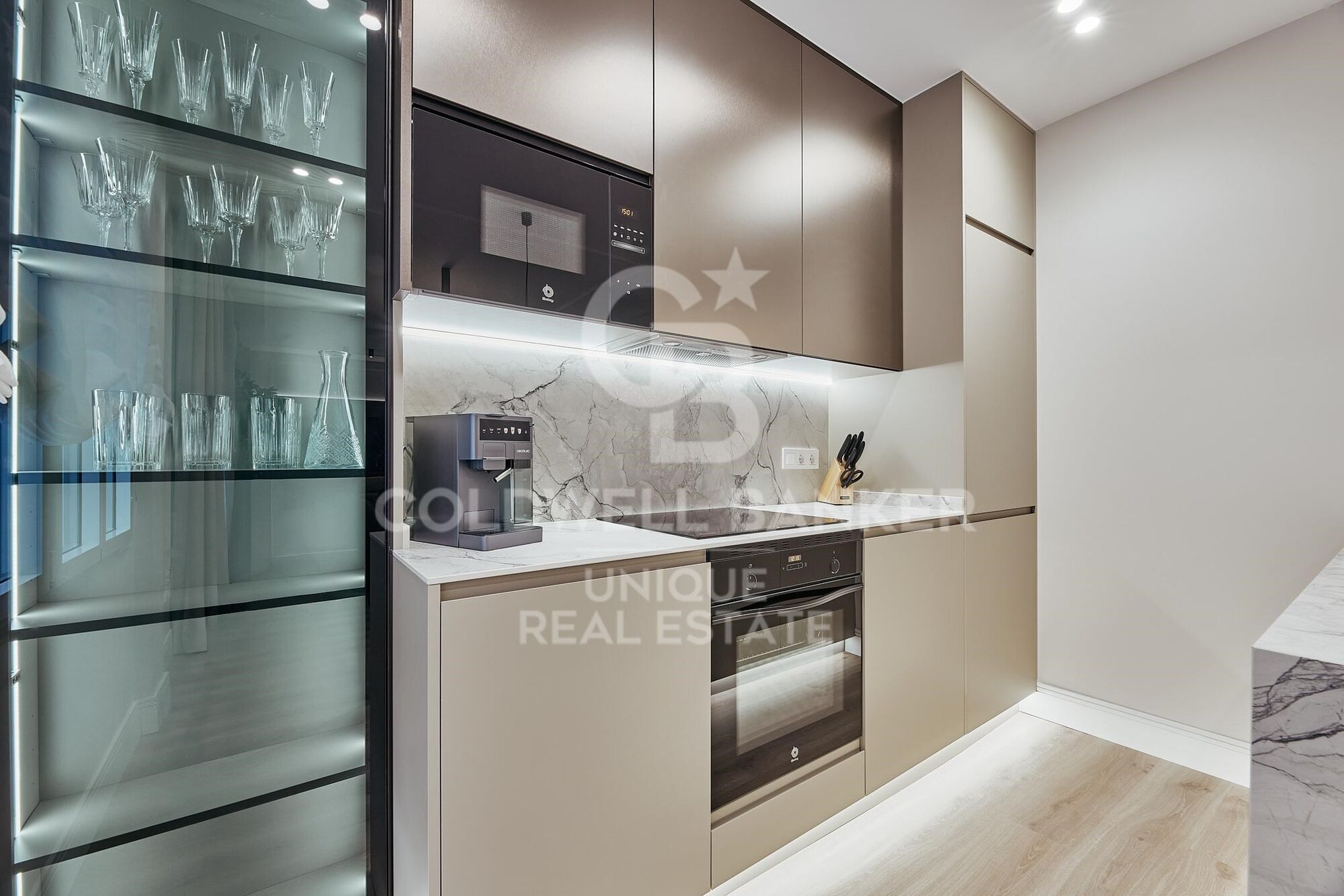 Flat 3 Bedrooms Sale Madrid