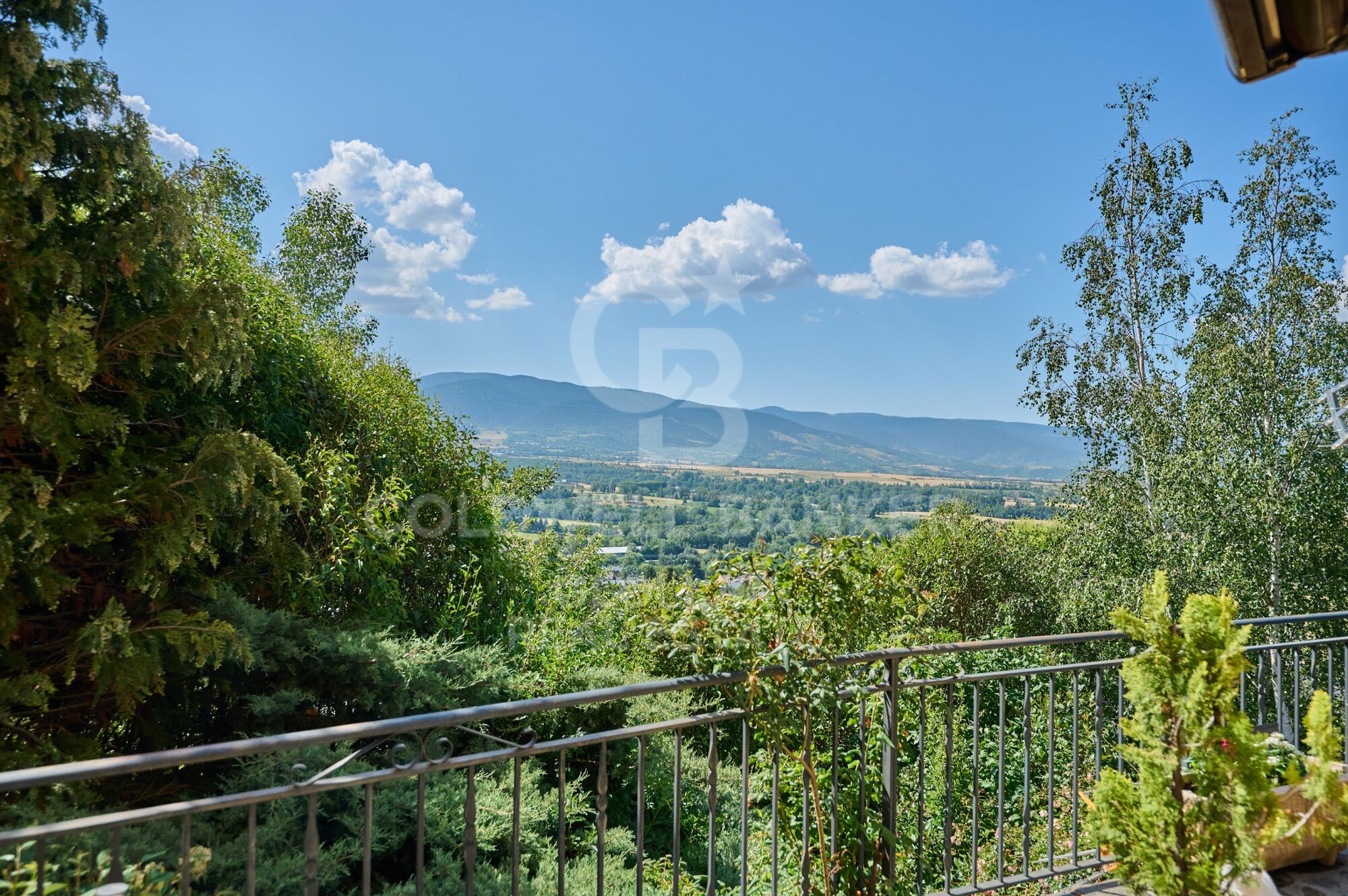 House 4 Bedrooms Sale Estavar