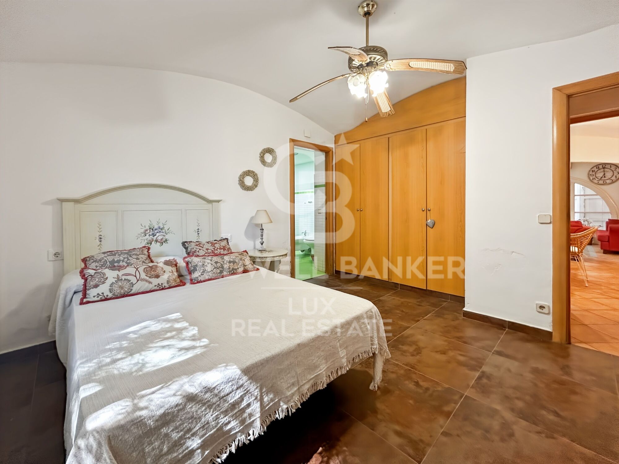 House with sea view and direct access to the beach in Llançà, Costa Brava