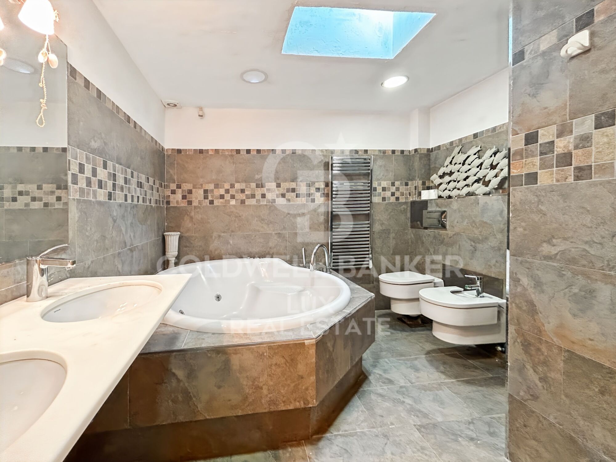 House with sea view and direct access to the beach in Llançà, Costa Brava