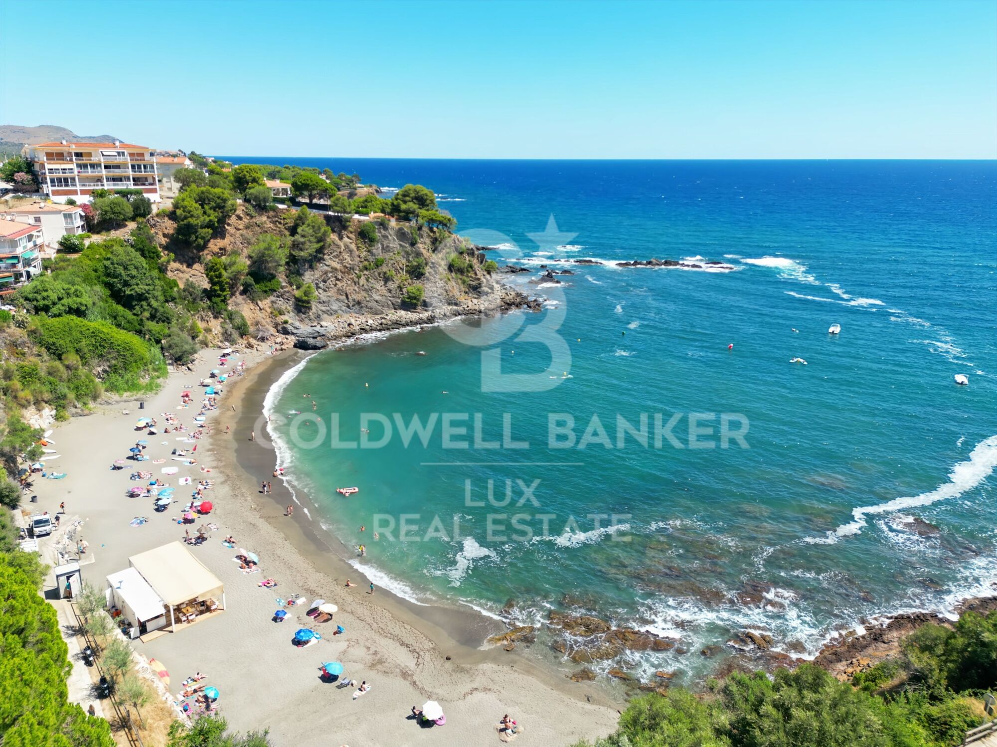 House with sea view and direct access to the beach in Llançà, Costa Brava