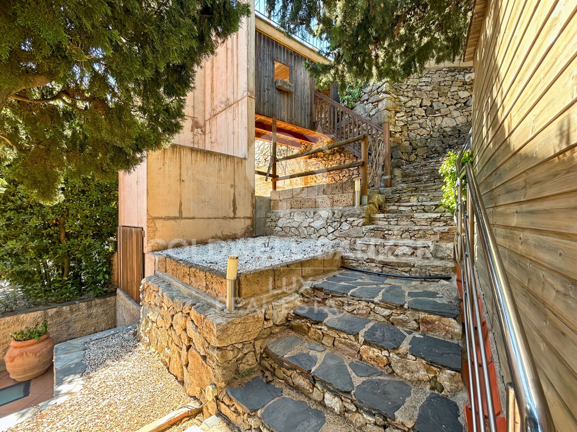 House with sea view and direct access to the beach in Llançà, Costa Brava