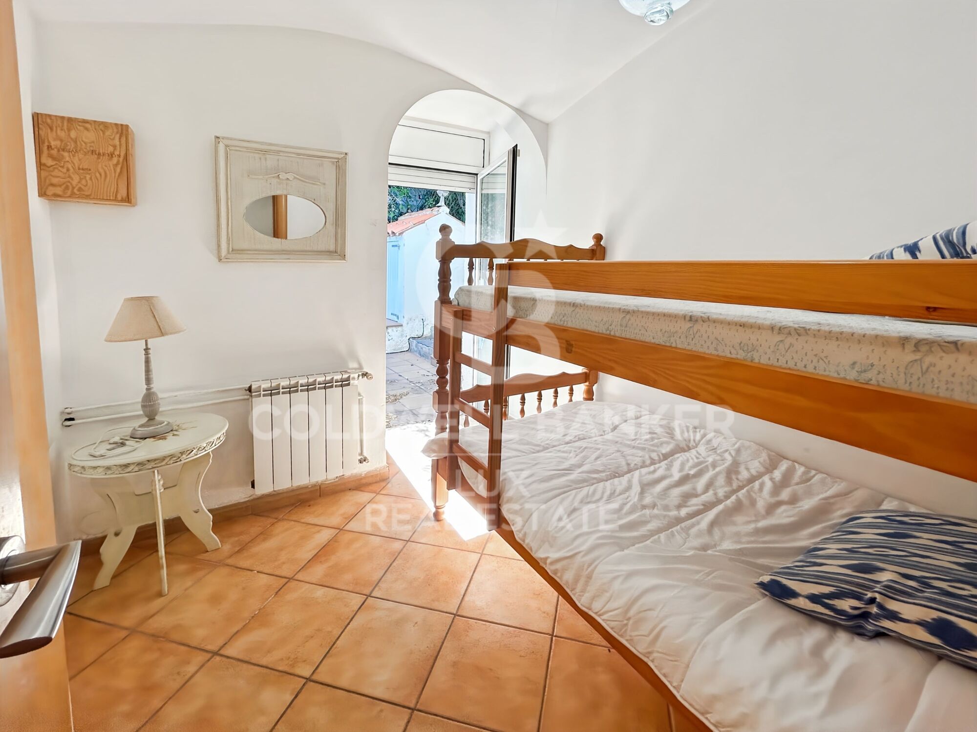 House with sea view and direct access to the beach in Llançà, Costa Brava