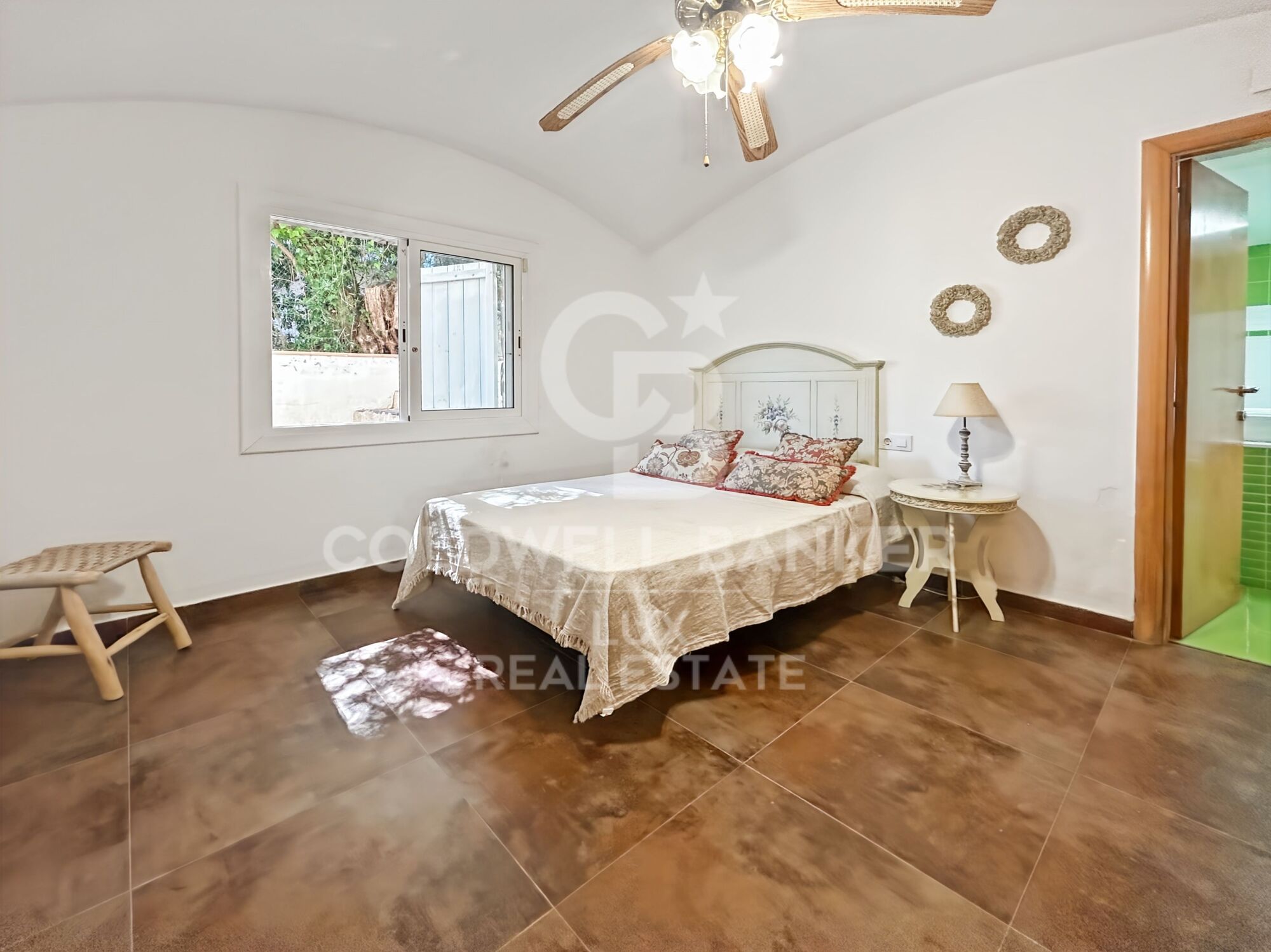 House with sea view and direct access to the beach in Llançà, Costa Brava