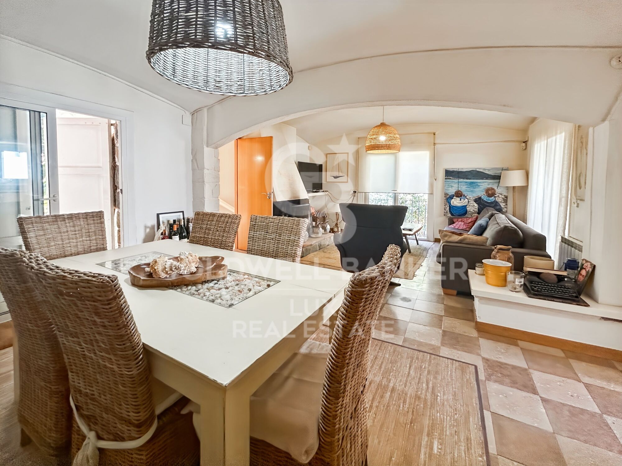 House with sea view and direct access to the beach in Llançà, Costa Brava