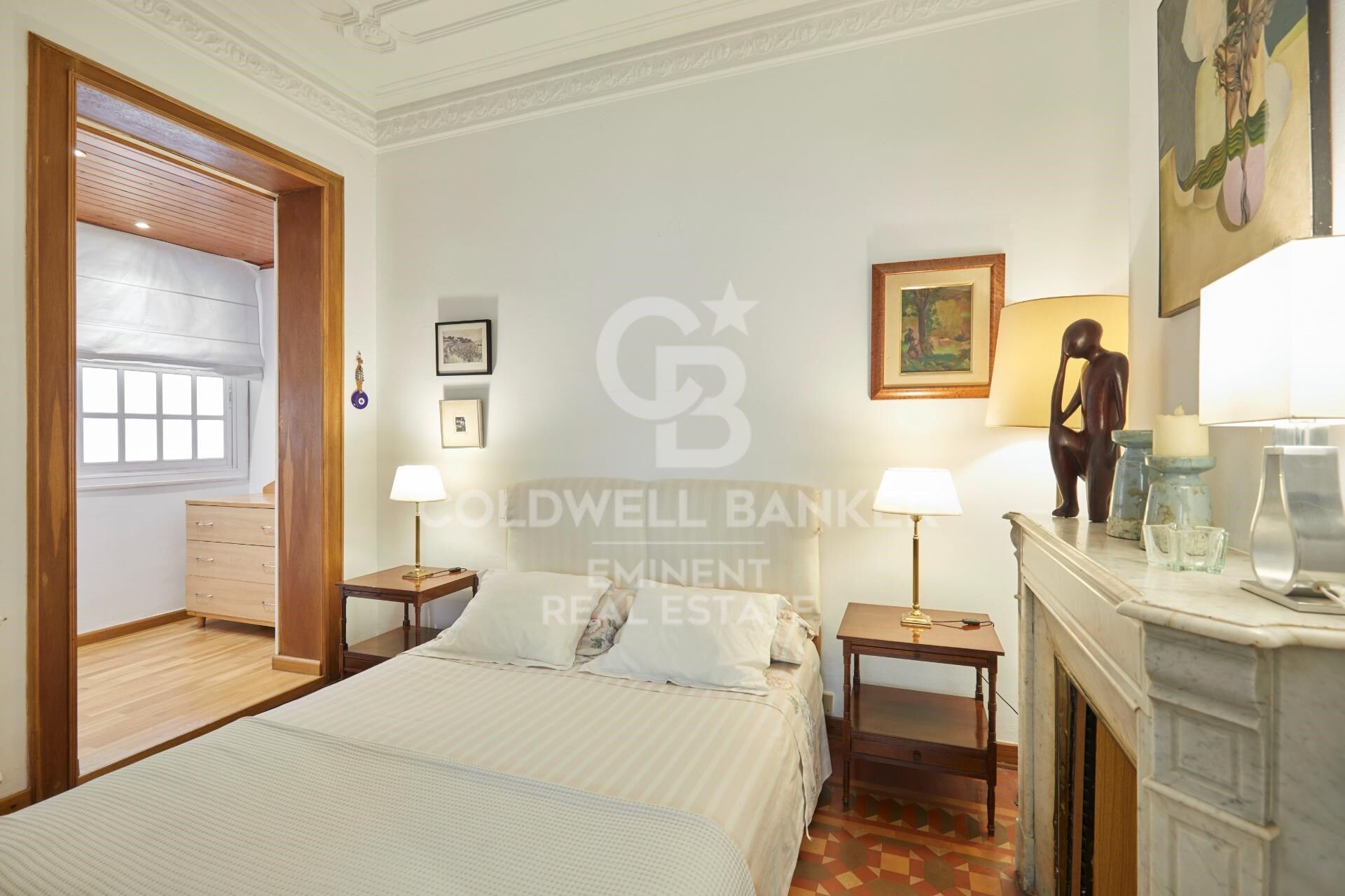 Modernist Flat for Sale in Eixample, Barcelona