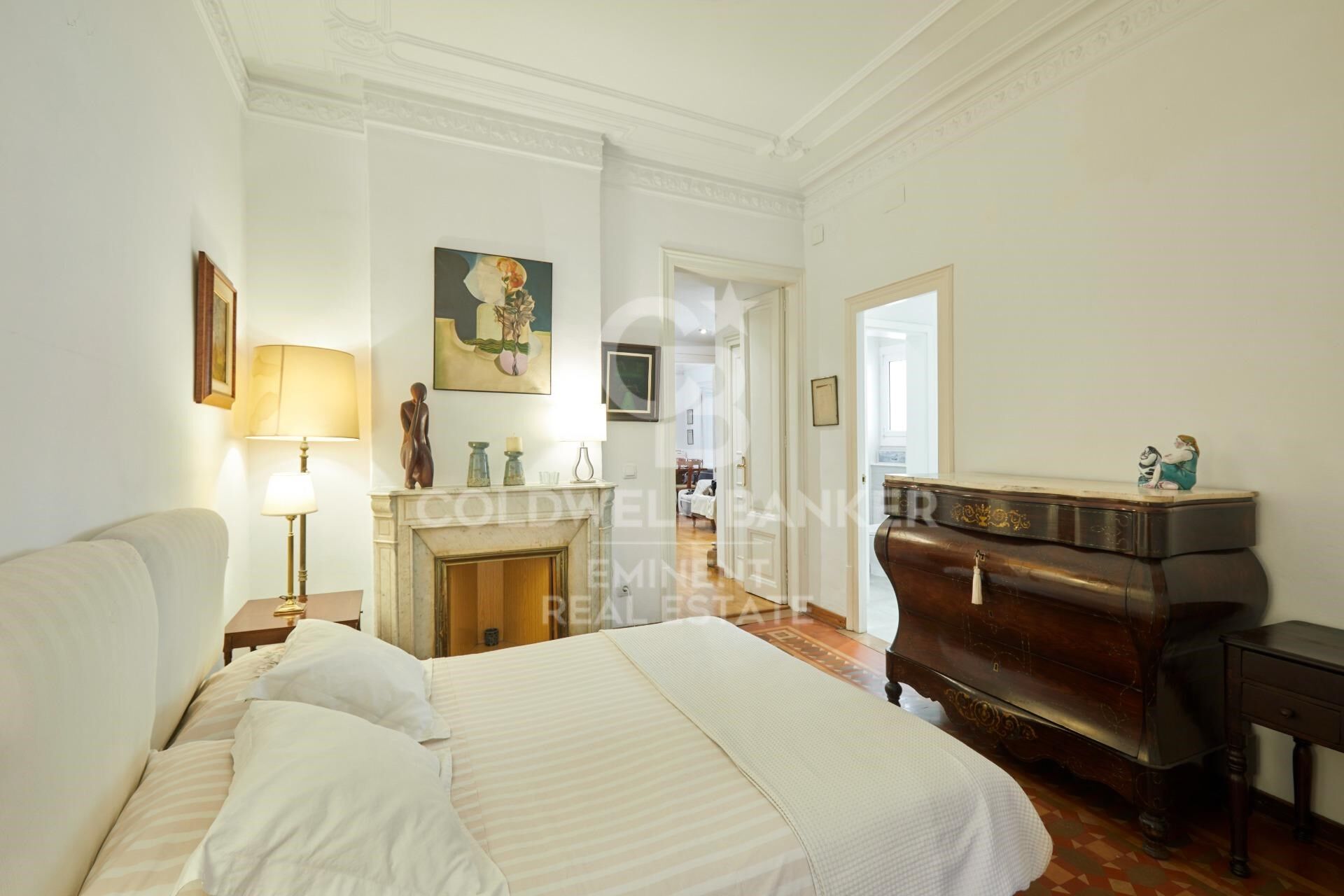 Modernist Flat for Sale in Eixample, Barcelona