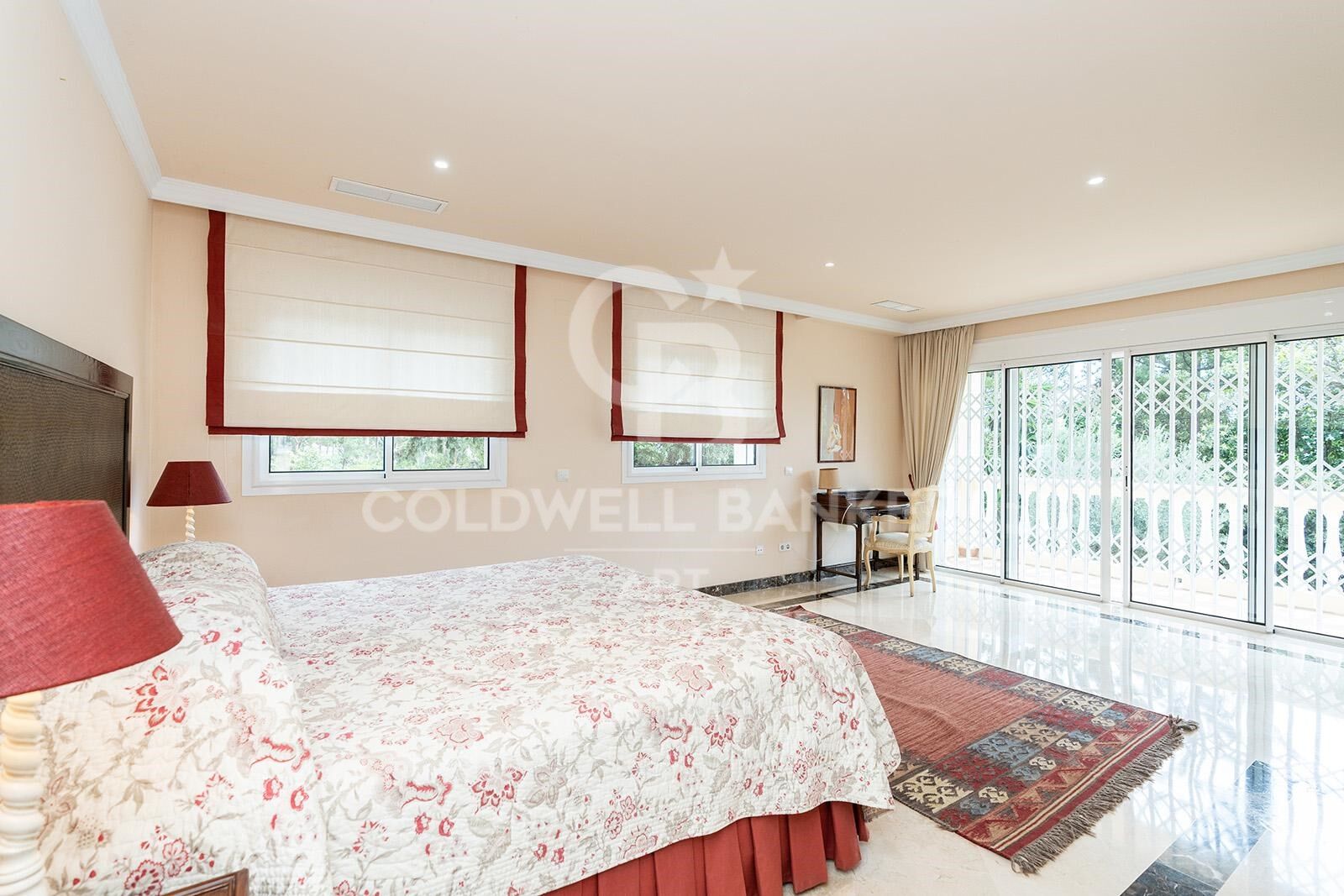 Elegant villa 50 meters from the beach in Guadalmina Baja, Costa del Sol