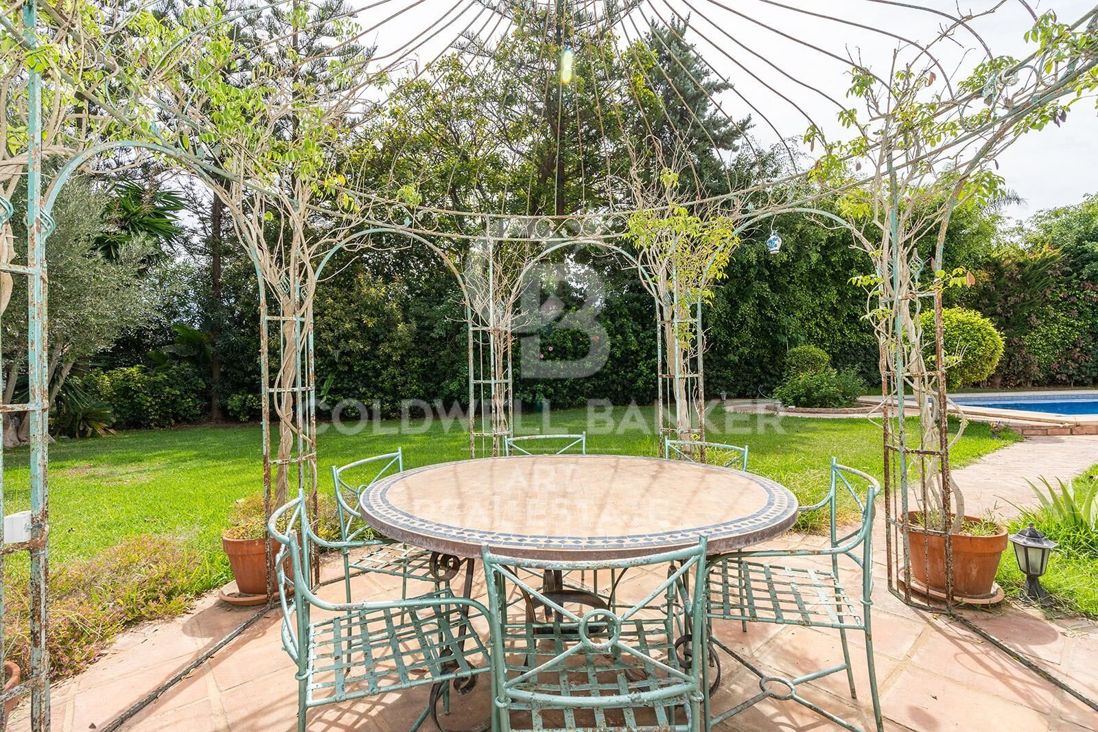 Elegant villa 50 meters from the beach in Guadalmina Baja, Costa del Sol