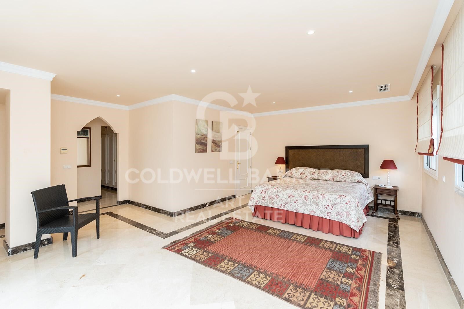 Elegant villa 50 meters from the beach in Guadalmina Baja, Costa del Sol