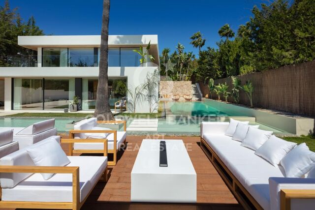 Elegante, moderne Villa im Herzen von Nueva Andalucía, Marbella