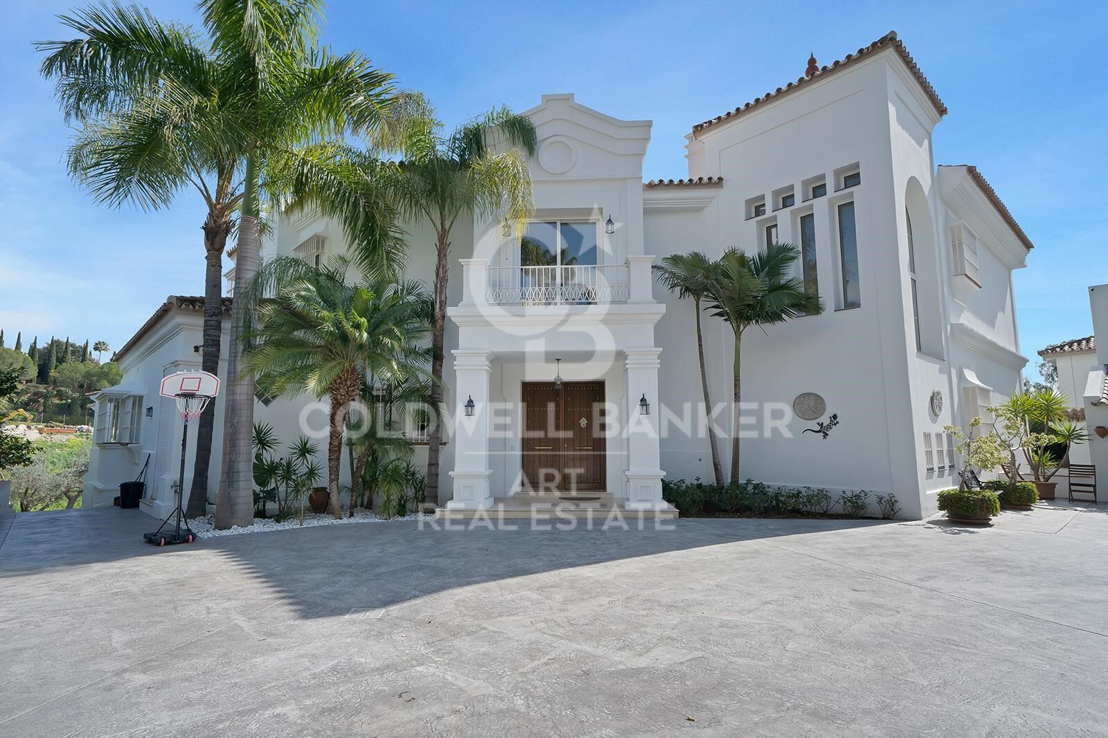 Elegant Andalusian estate in the heart of Nueva Andalucía, Marbella