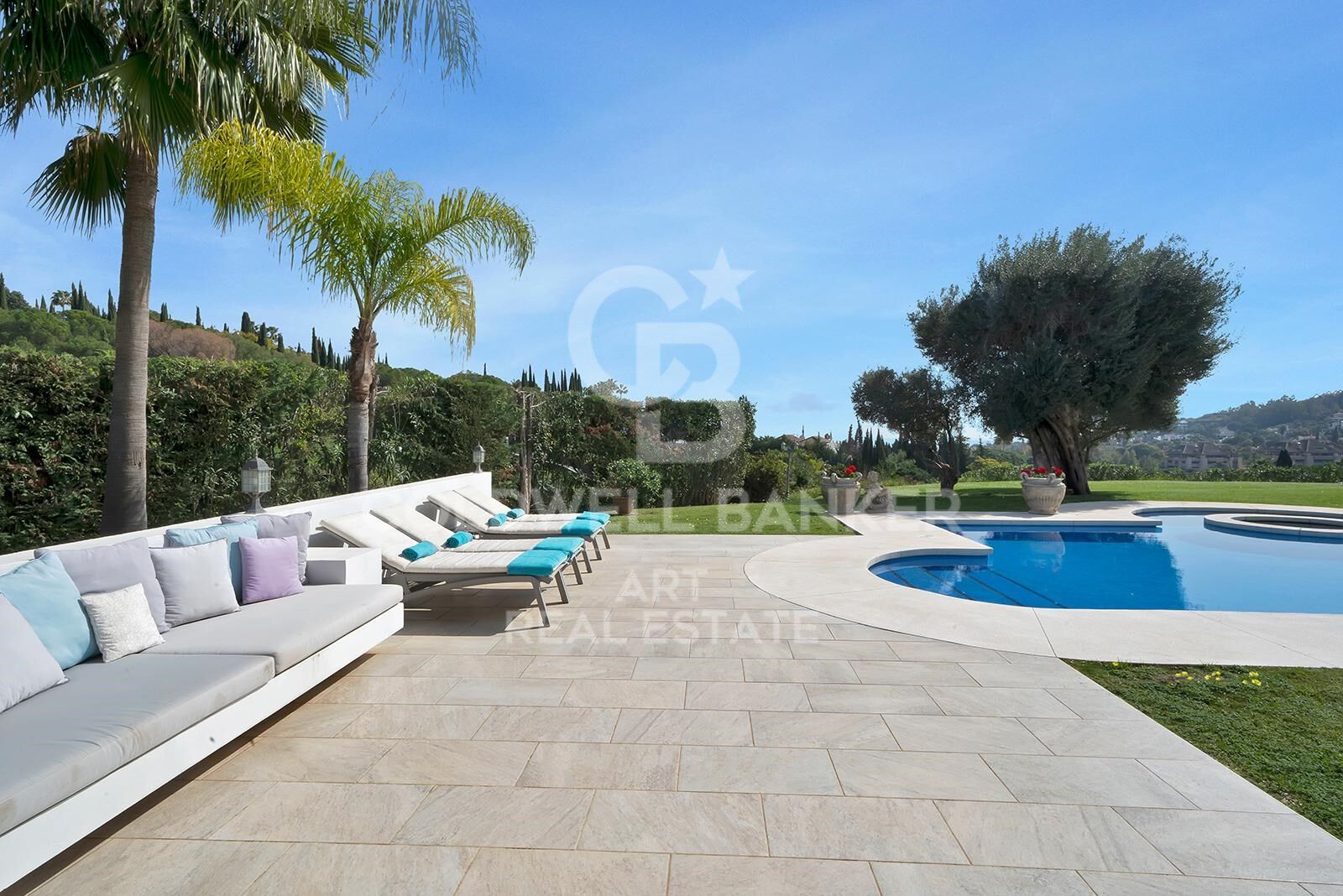 Elegant Andalusian estate in the heart of Nueva Andalucía, Marbella