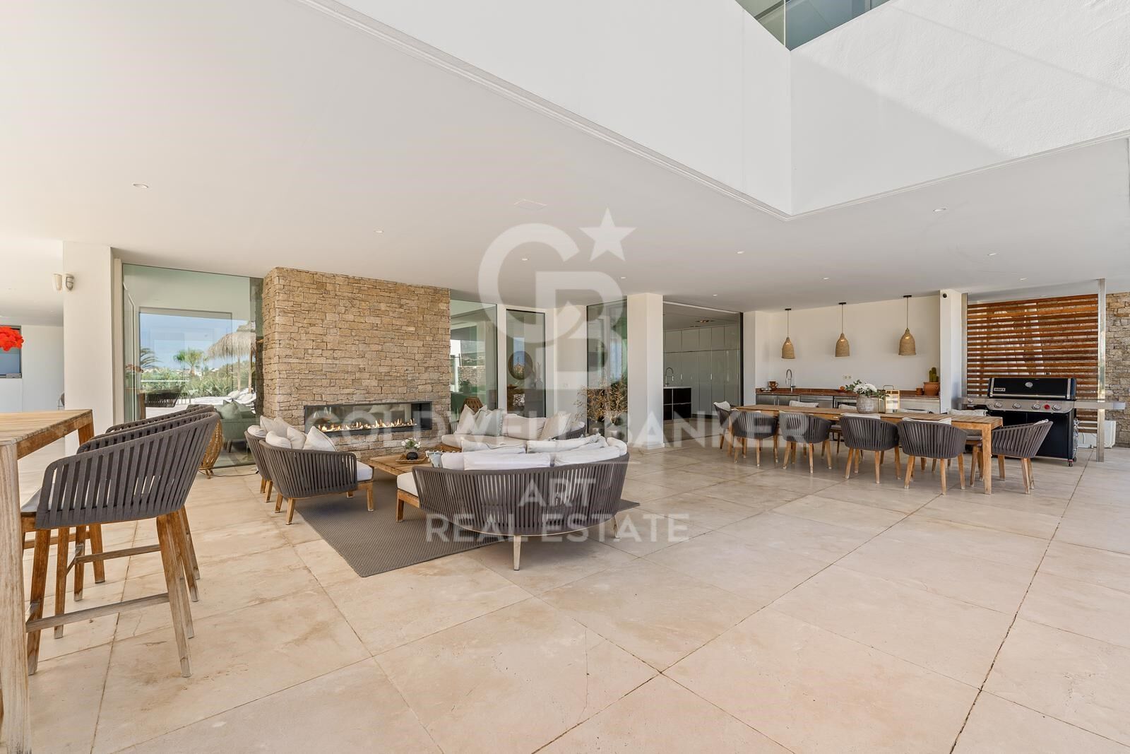 Contemporary luxury villa in La Cerquilla, Nueva Andalucía, Marbella