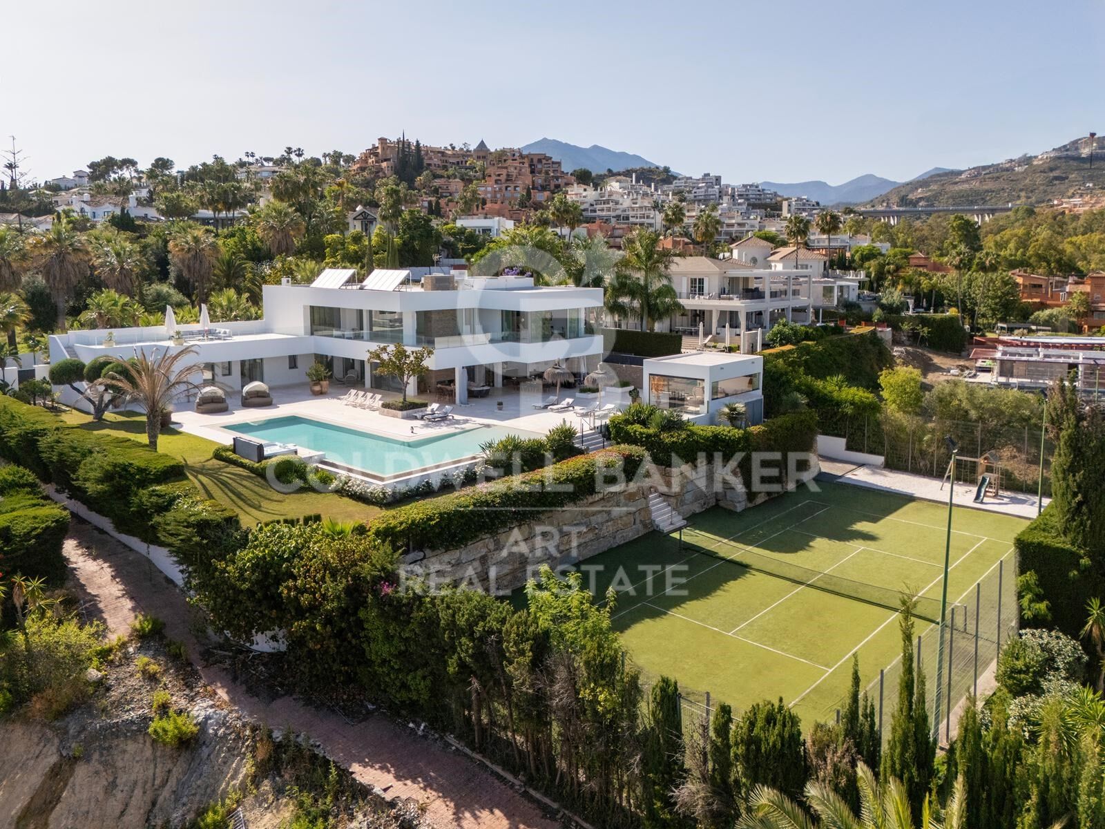 Villa contemporaine de luxe à La Cerquilla, Nueva Andalucía, Marbella