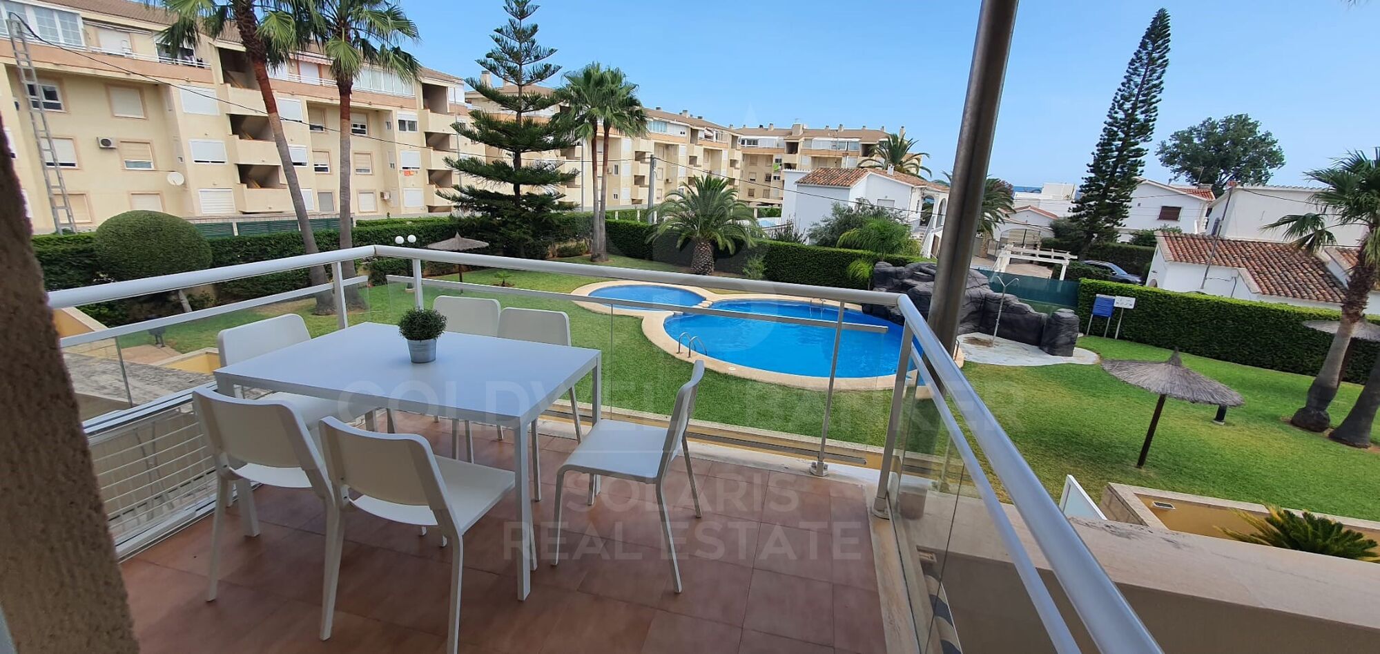 Apartment direkt am Strand in Denia: Komfort und Entspannung am Mittelmeer